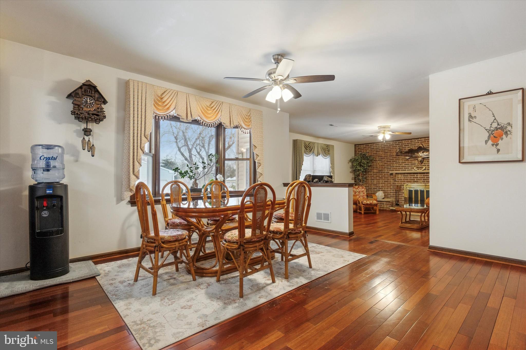 MOUNTAIN VIEW - Residential