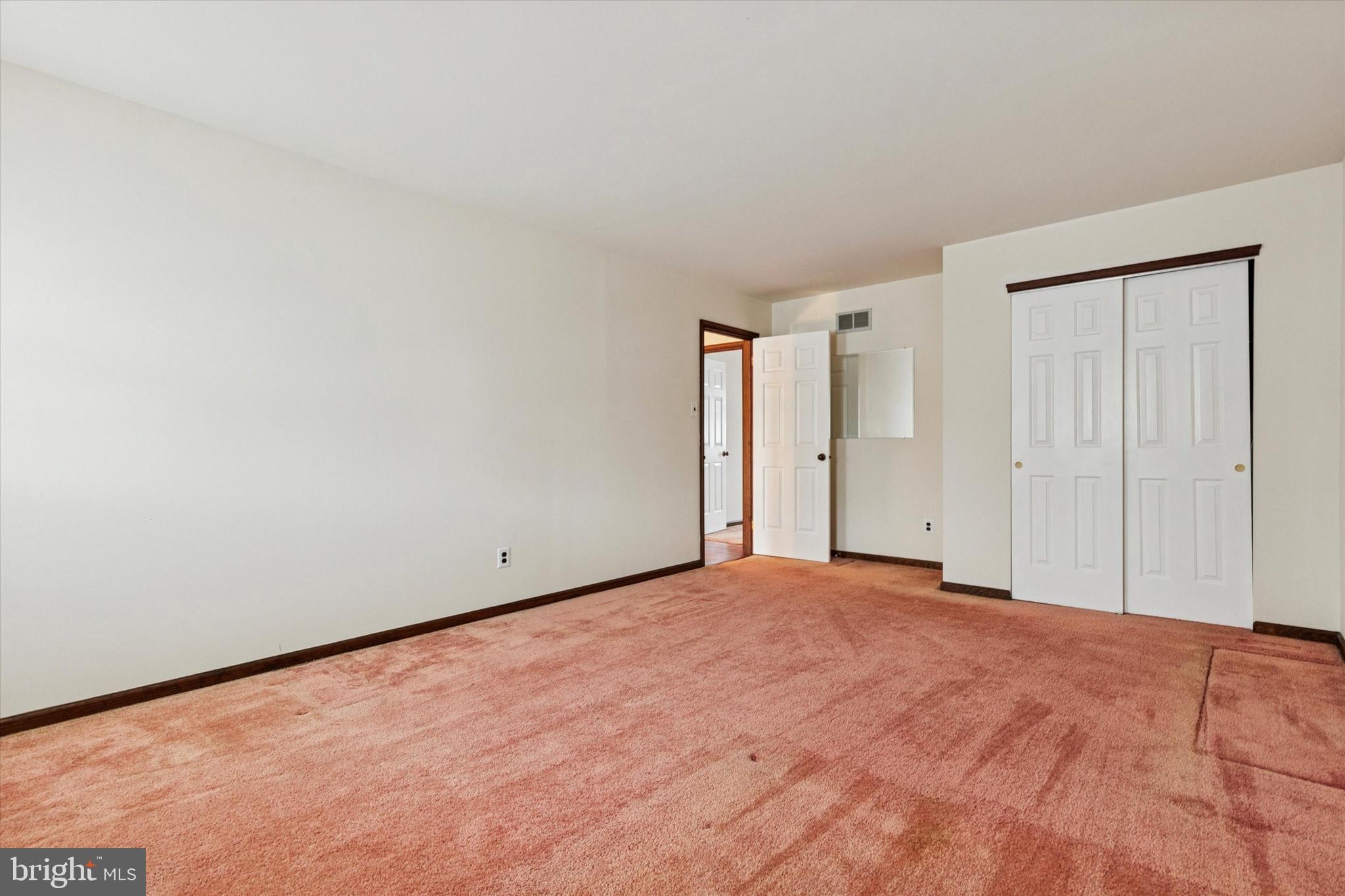 MOUNTAIN VIEW - Residential