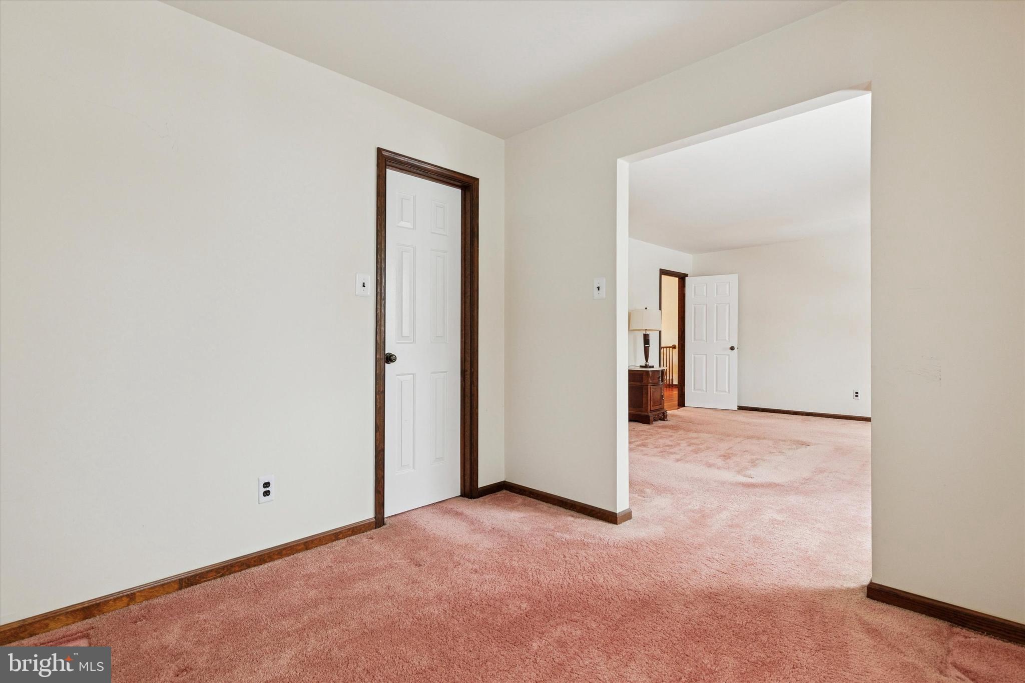 MOUNTAIN VIEW - Residential