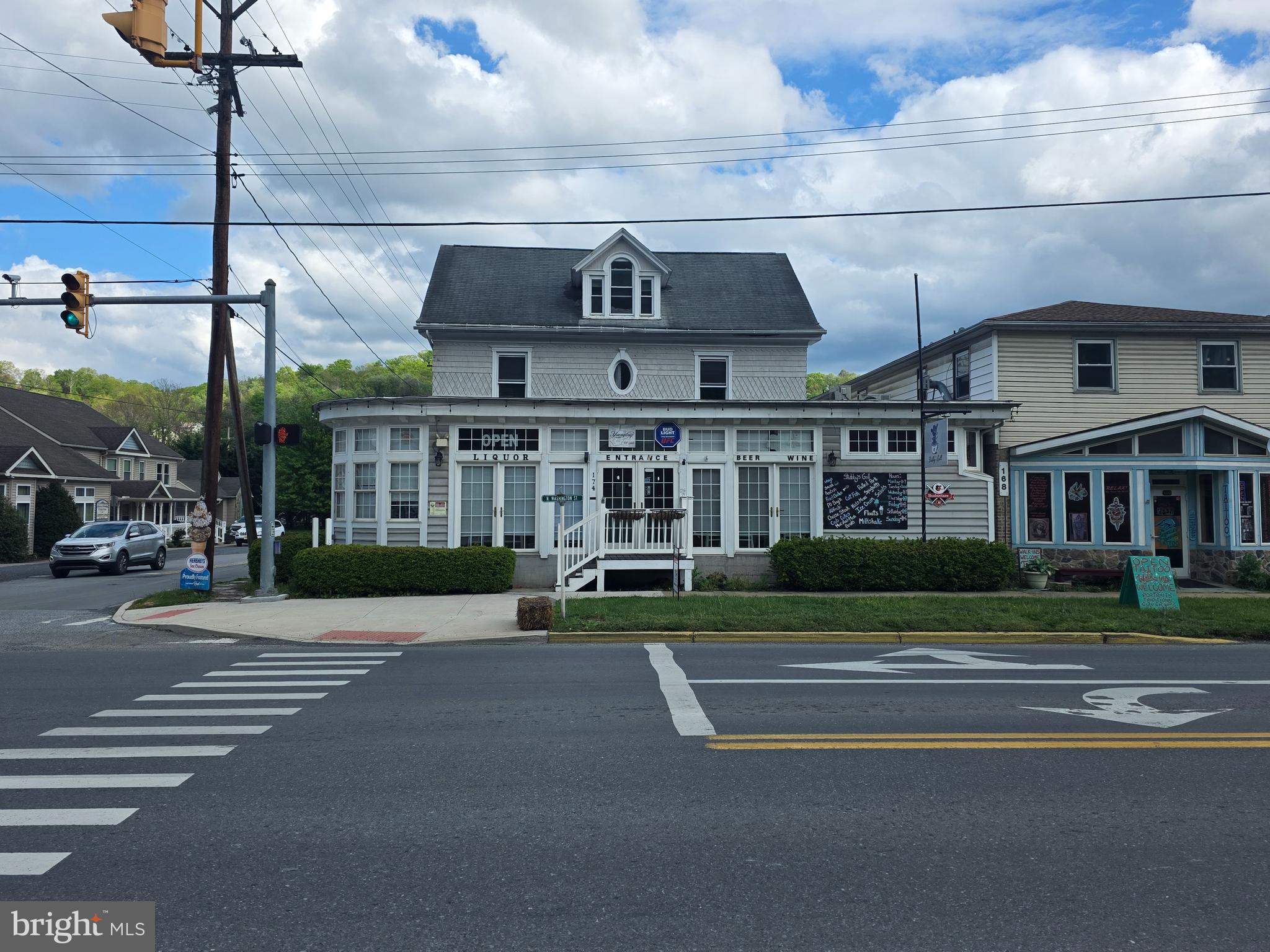 174 N WASHINGTON STREET