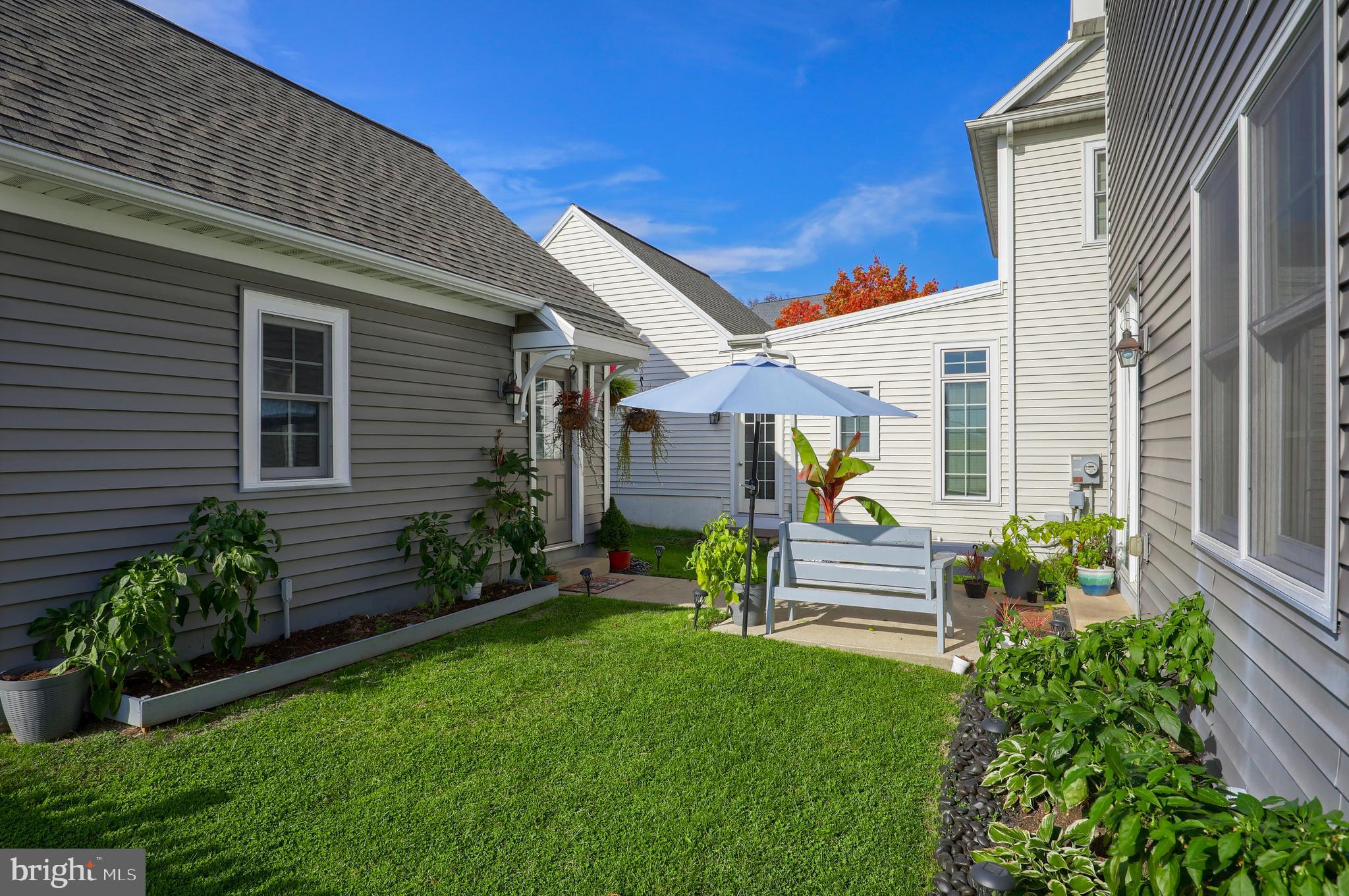 FLORIN HILL - Residential