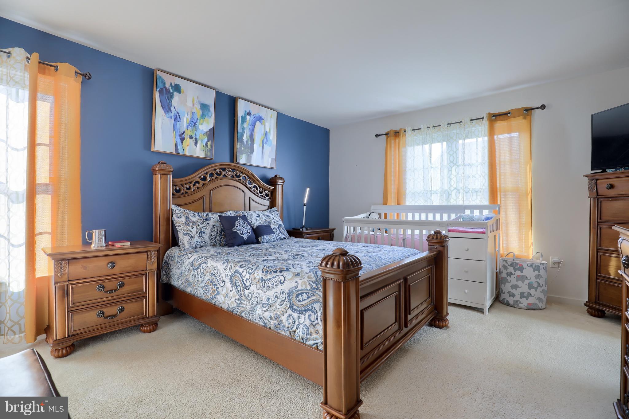 FLORIN HILL - Residential