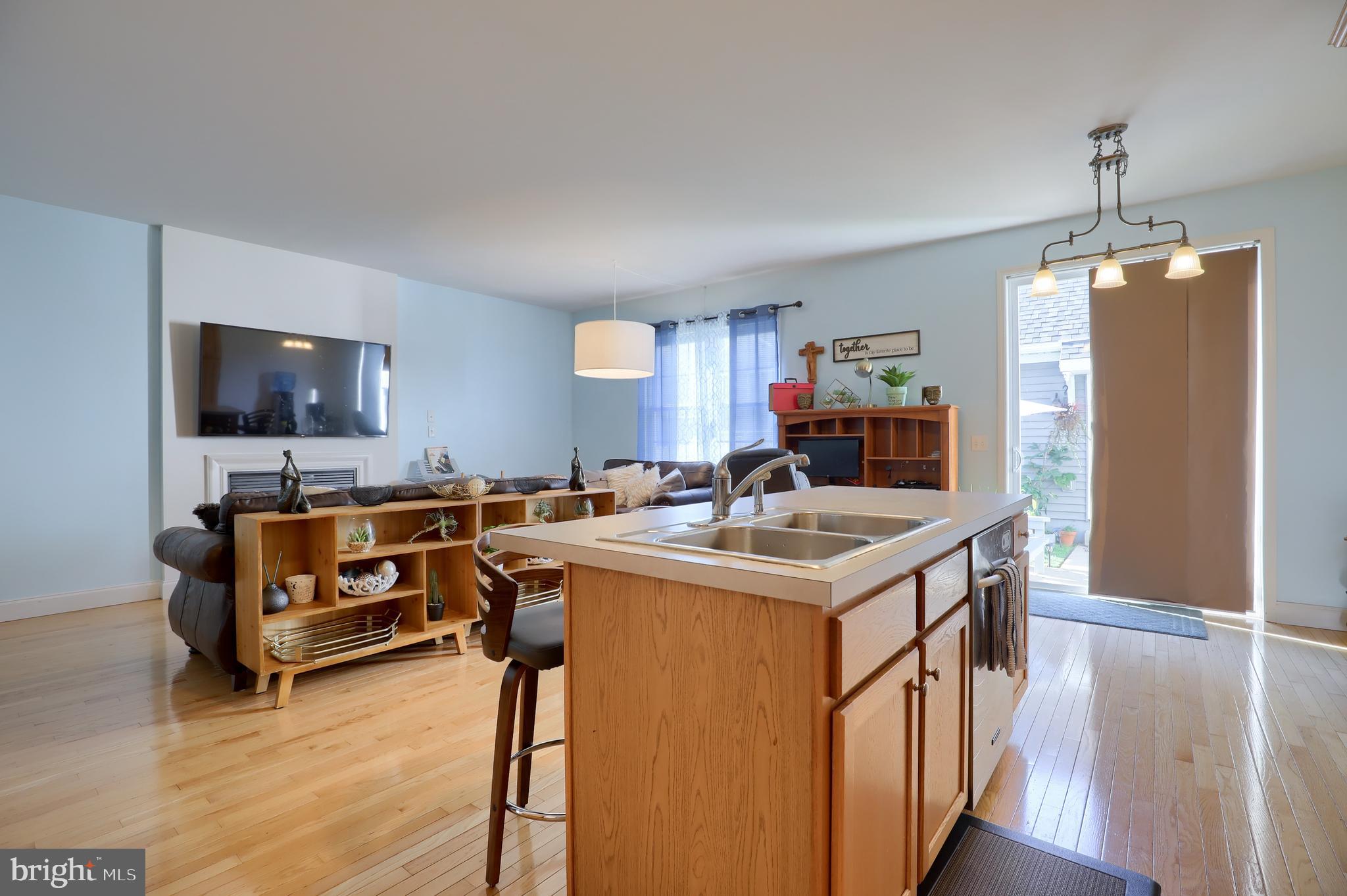 FLORIN HILL - Residential