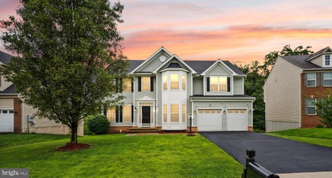 Photo of 9121 Autumn Glory Lane, BRISTOW, VA 20136 (MLS # VAPW2125642)