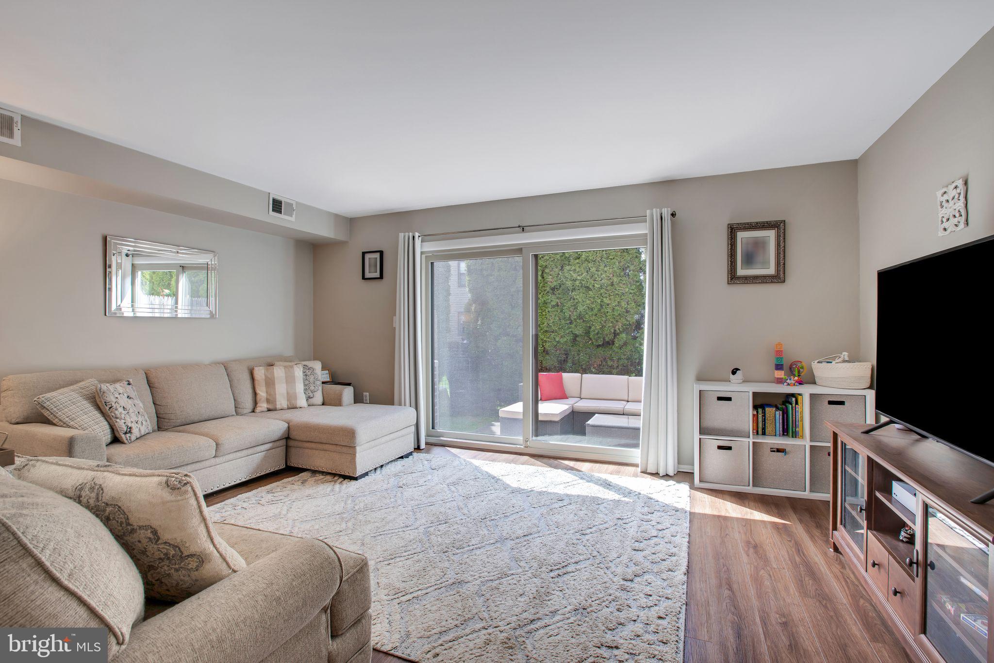 NORWOOD HOUSE - Residential