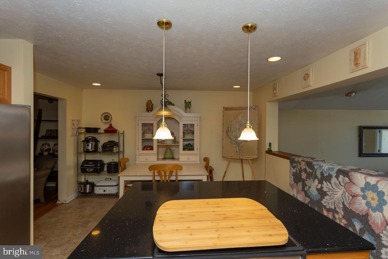 5631 UTRECHT ROAD