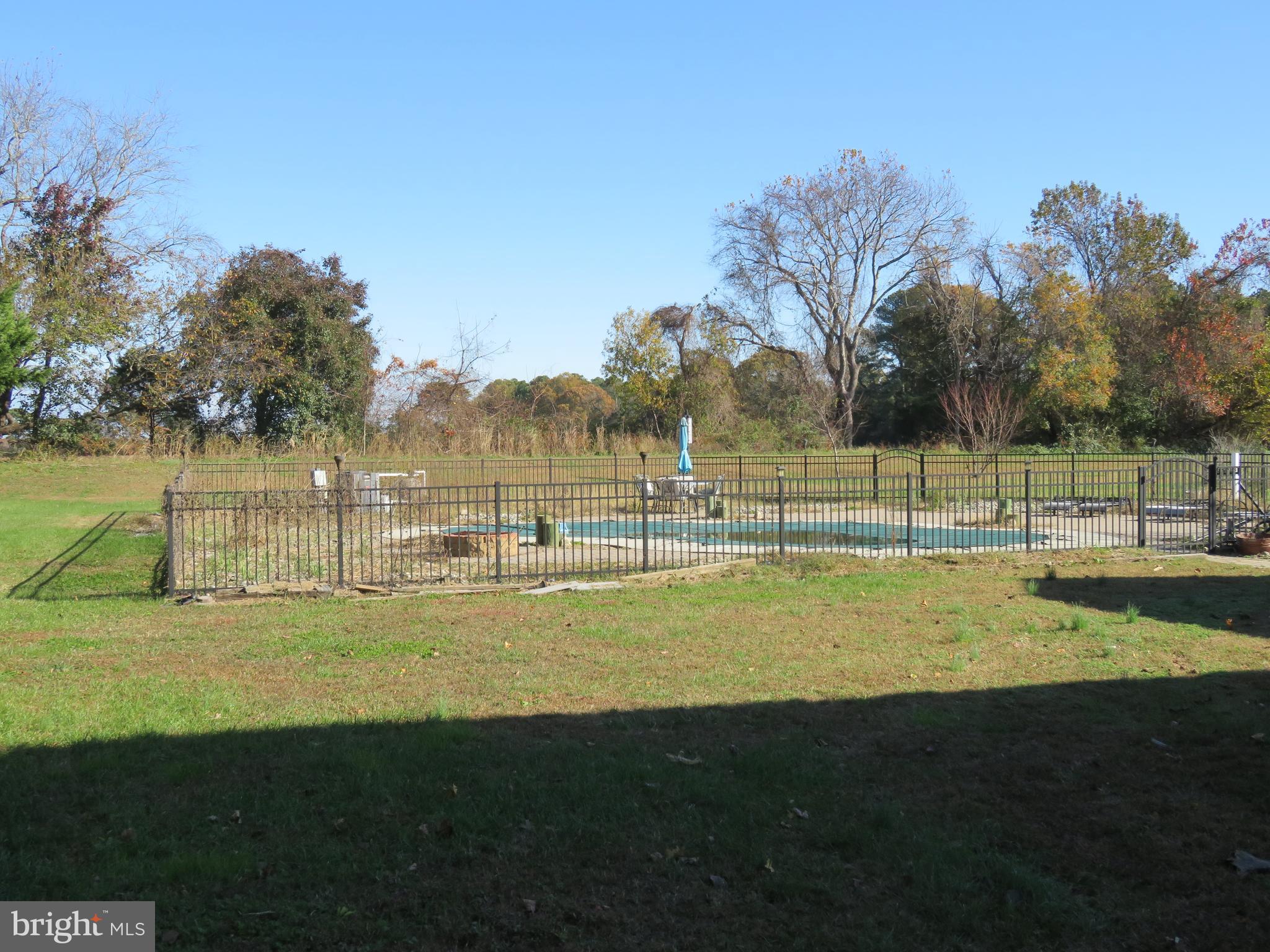 27 BRIDLE RIDGE CIRCLE