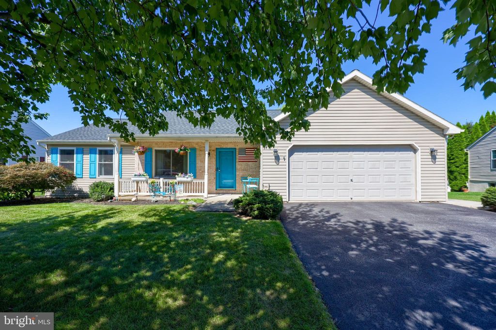 Photo of 1255 Willow Creek Drive, MOUNT JOY, PA 17552 (MLS # PALA2076402)
