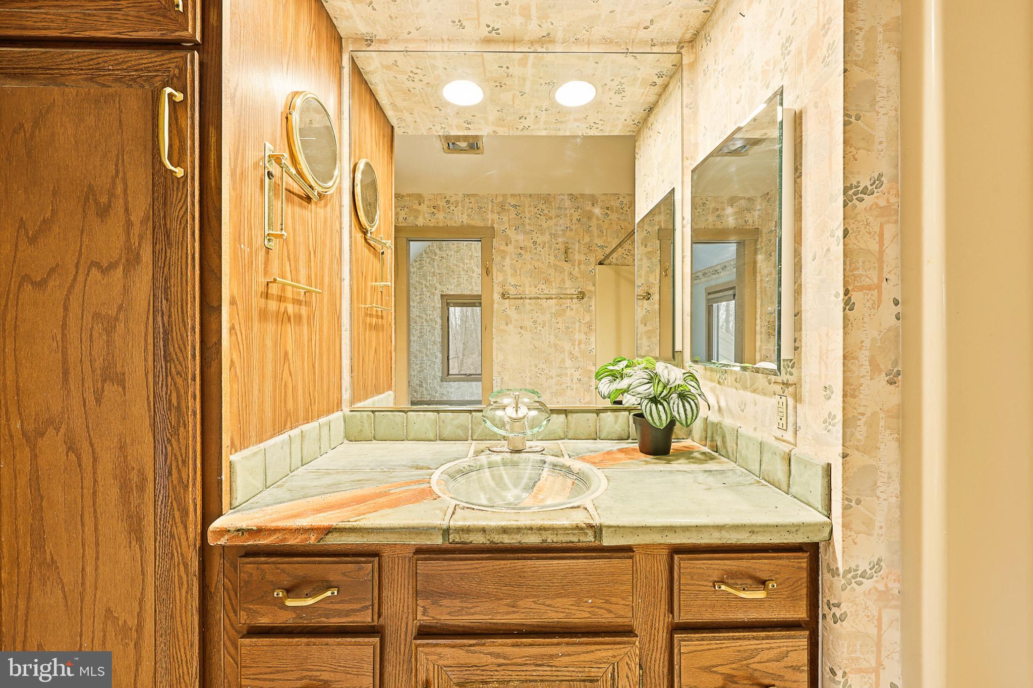 GLENWOOD FOREST - Residential