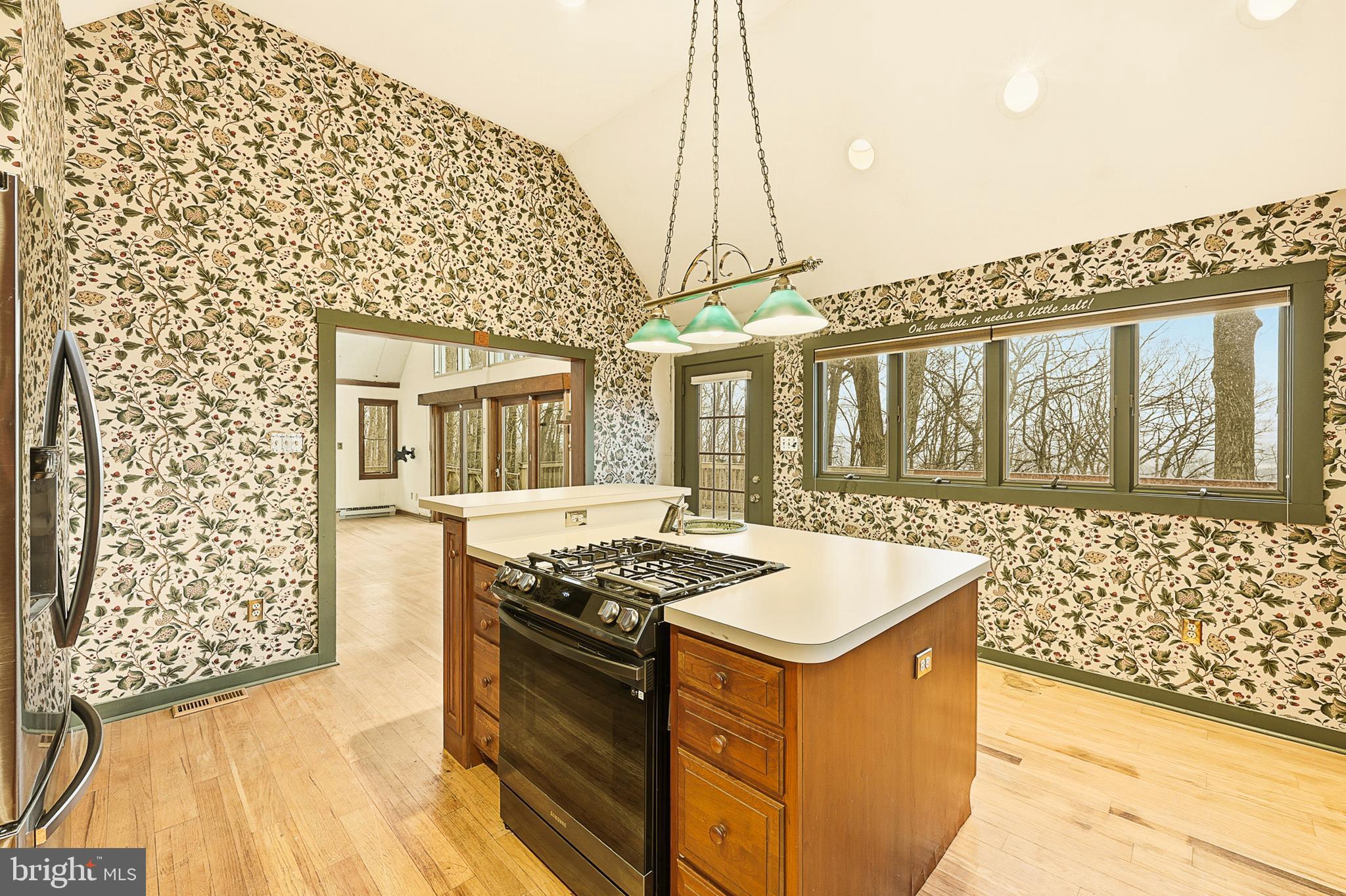 GLENWOOD FOREST - Residential