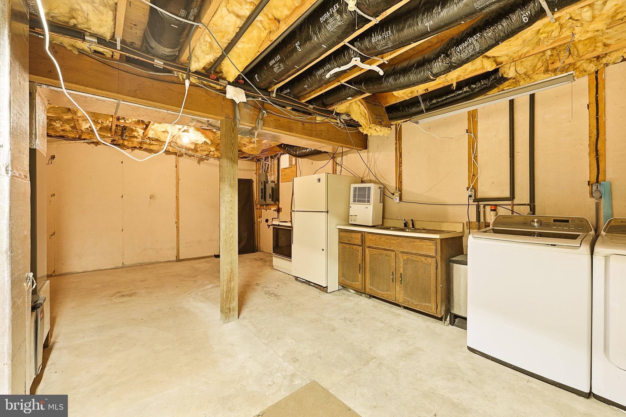 GLENWOOD FOREST - Residential