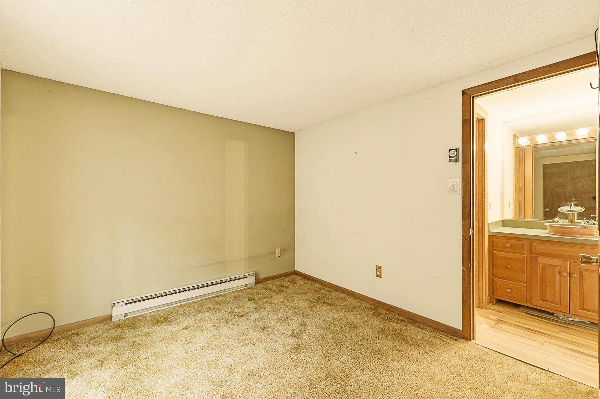 GLENWOOD FOREST - Residential