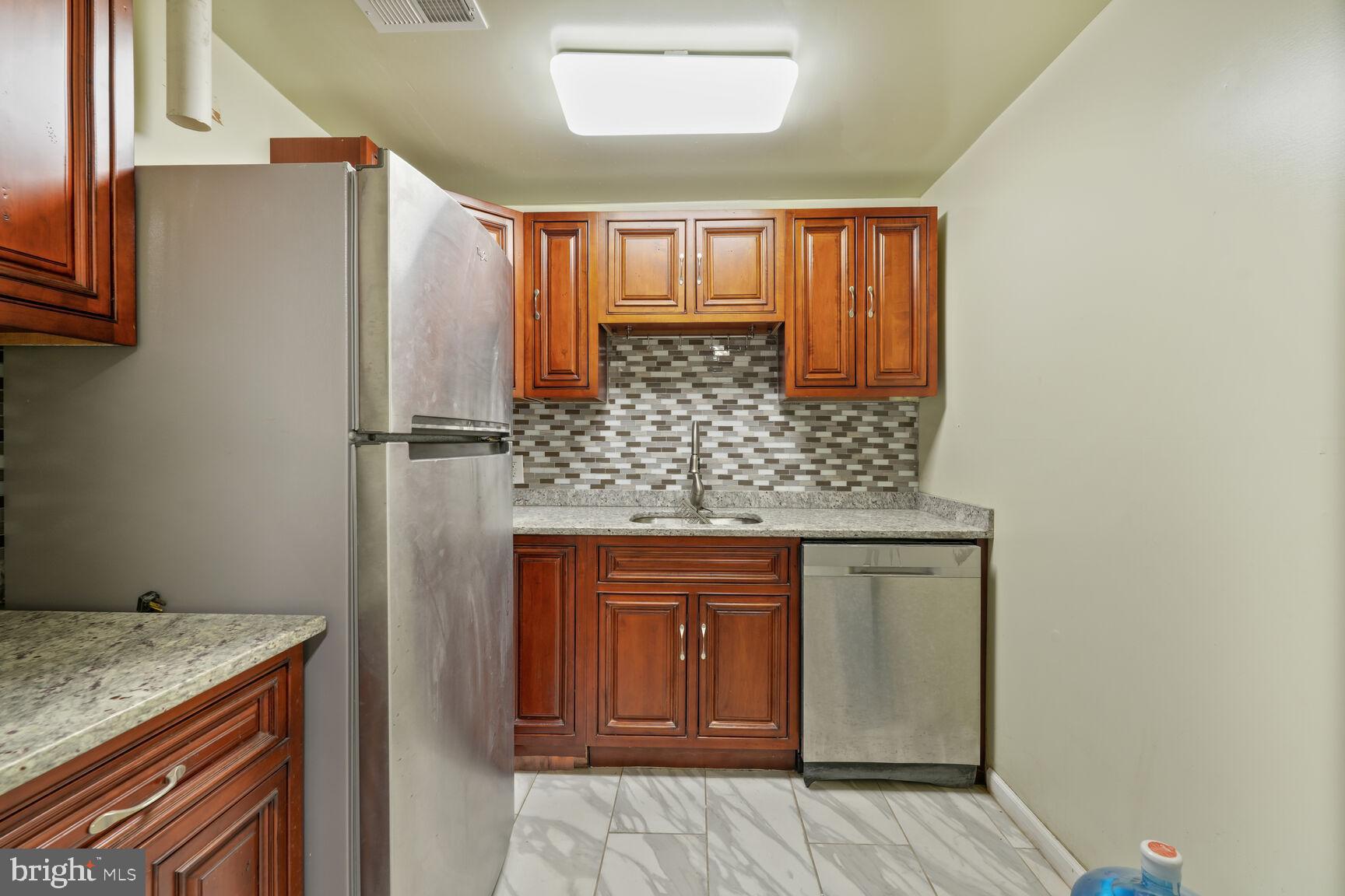 TRINIDAD - Commercial Sale