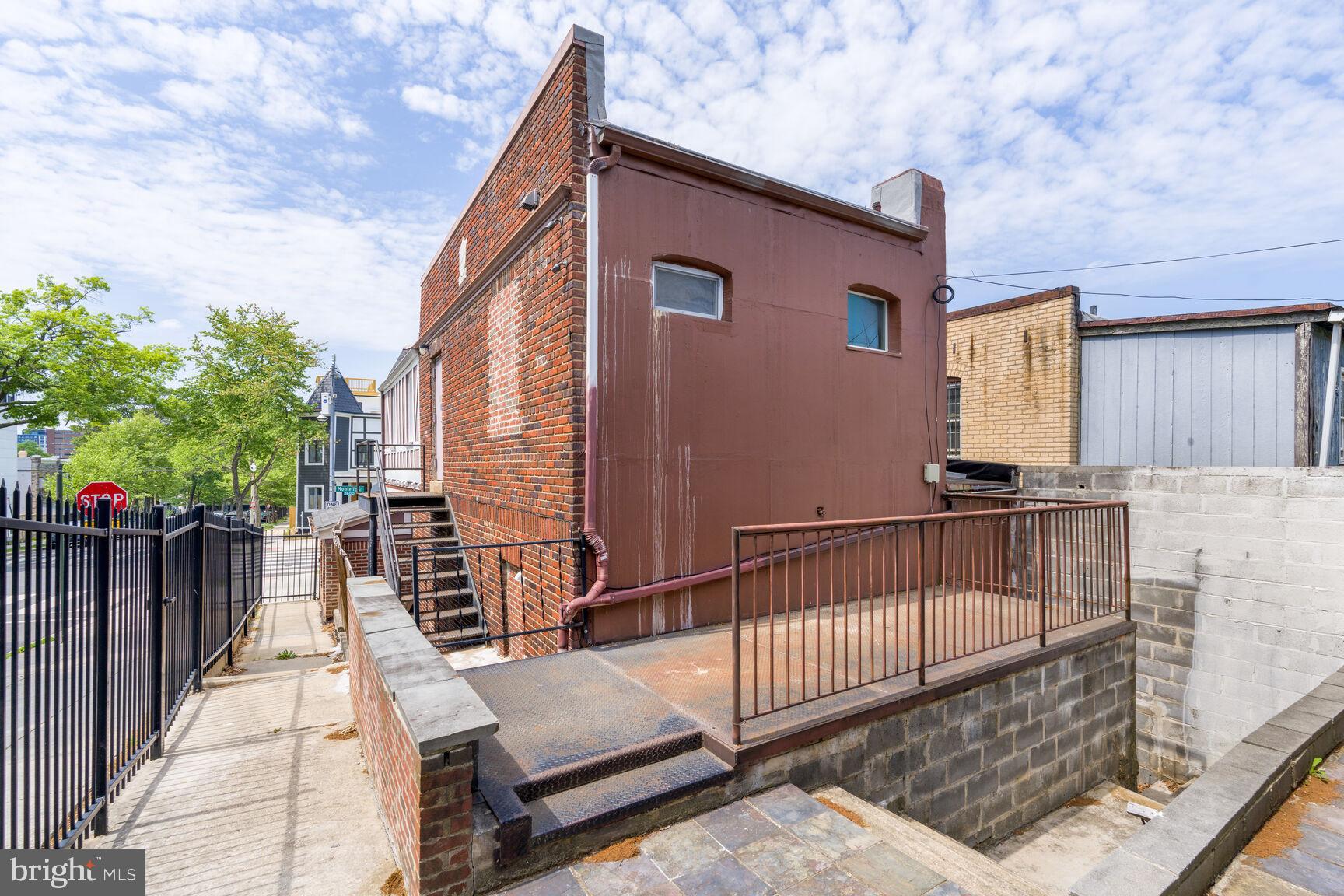 TRINIDAD - Commercial Sale