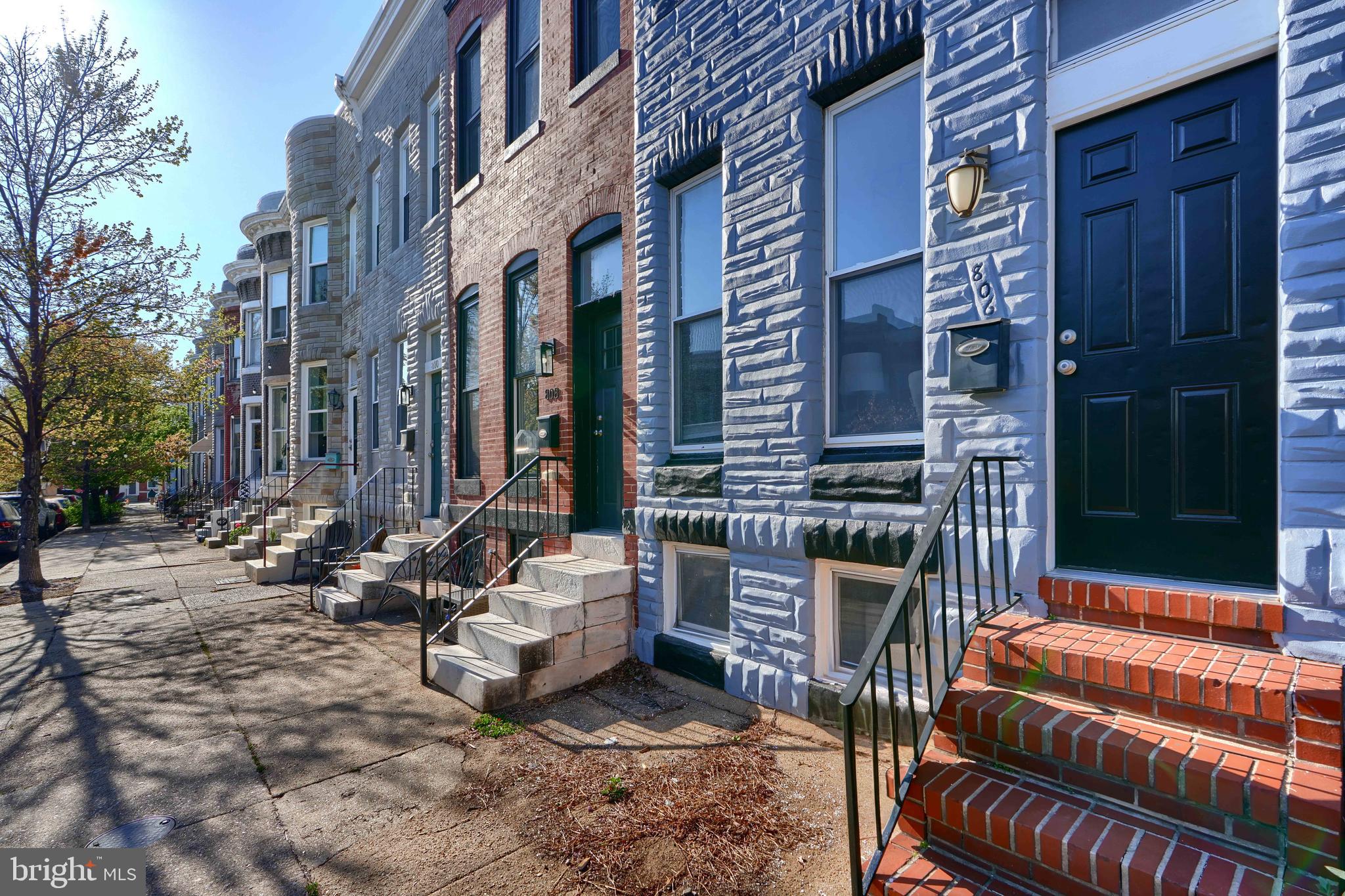 806 W 35TH STREET