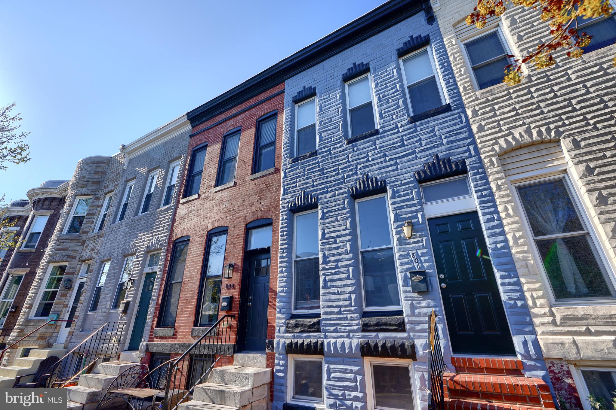 806 W 35TH STREET