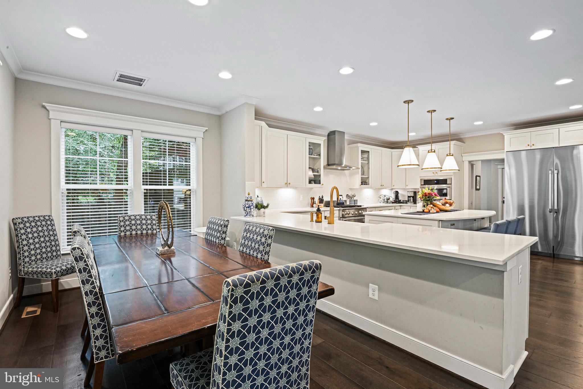 VIENNA WOODS - Residential