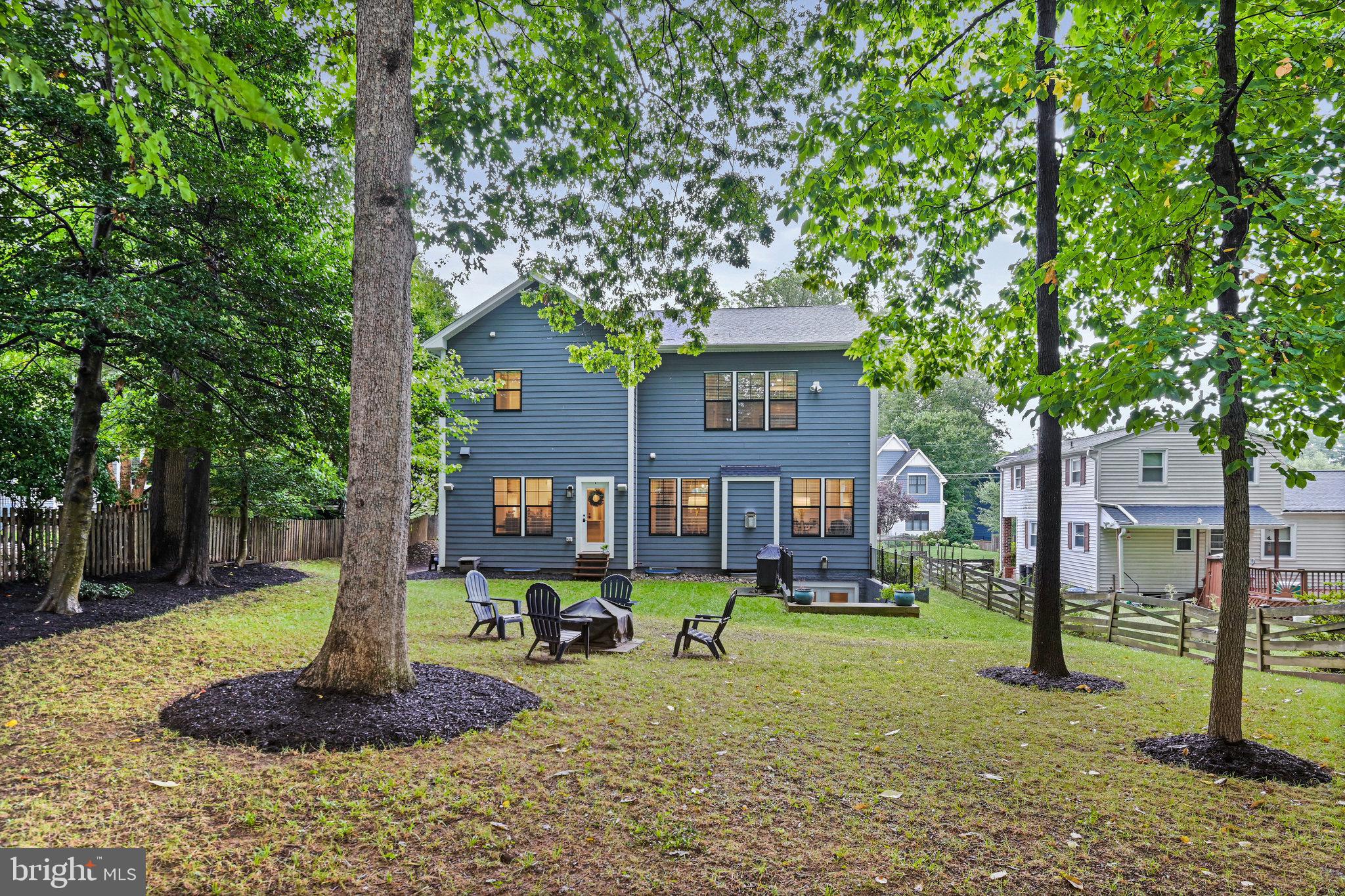 VIENNA WOODS - Residential