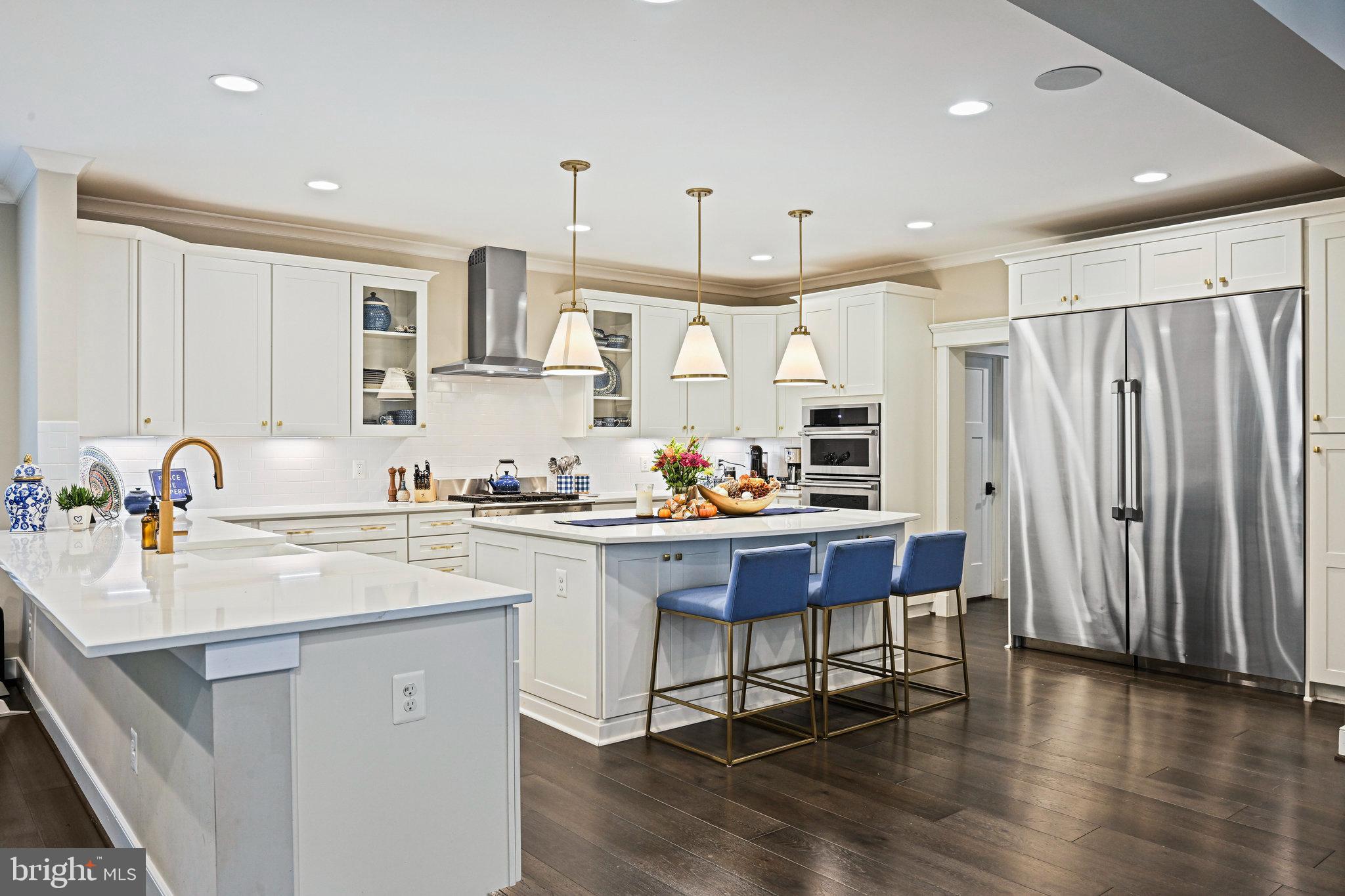 VIENNA WOODS - Residential