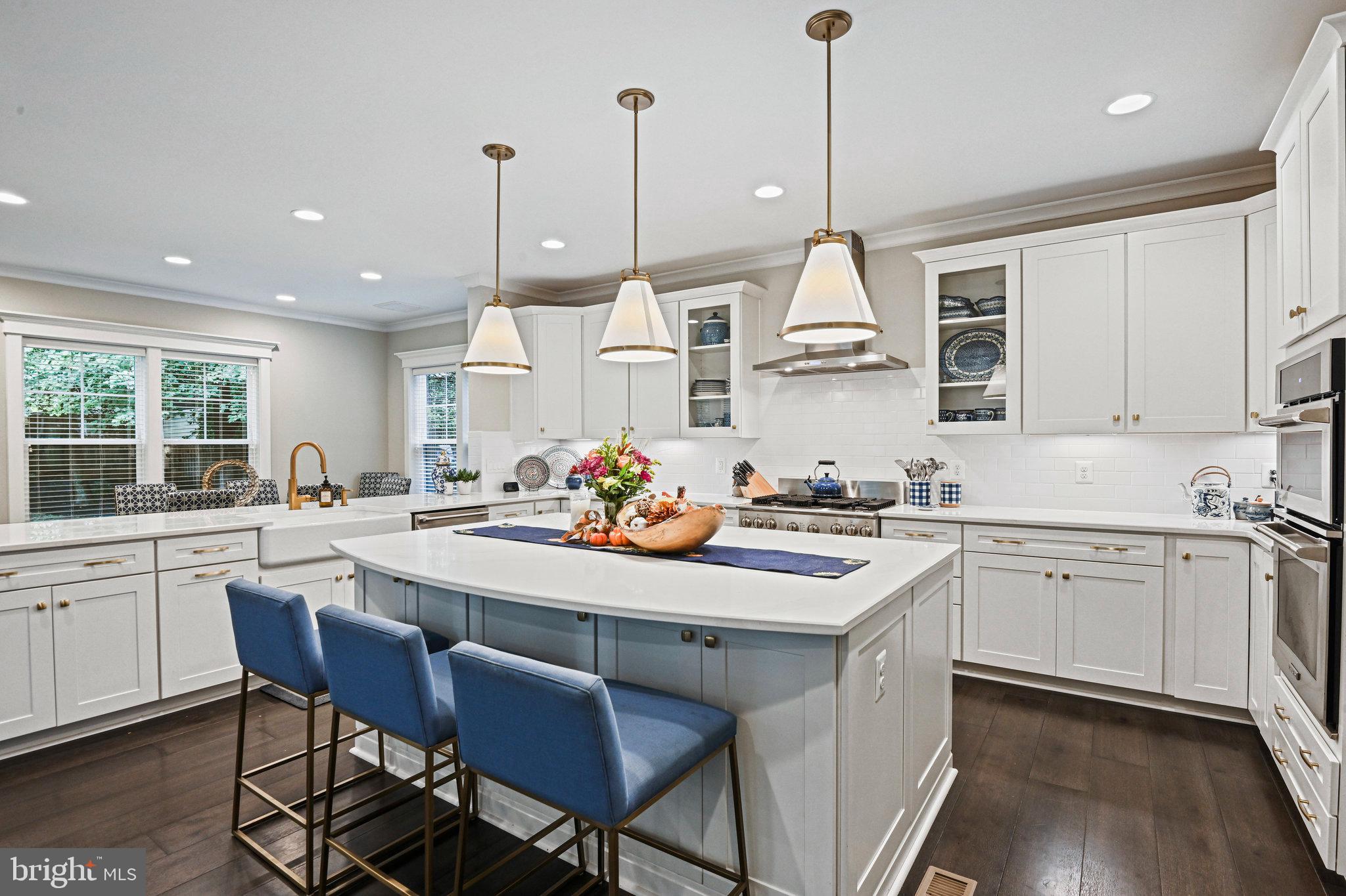 VIENNA WOODS - Residential