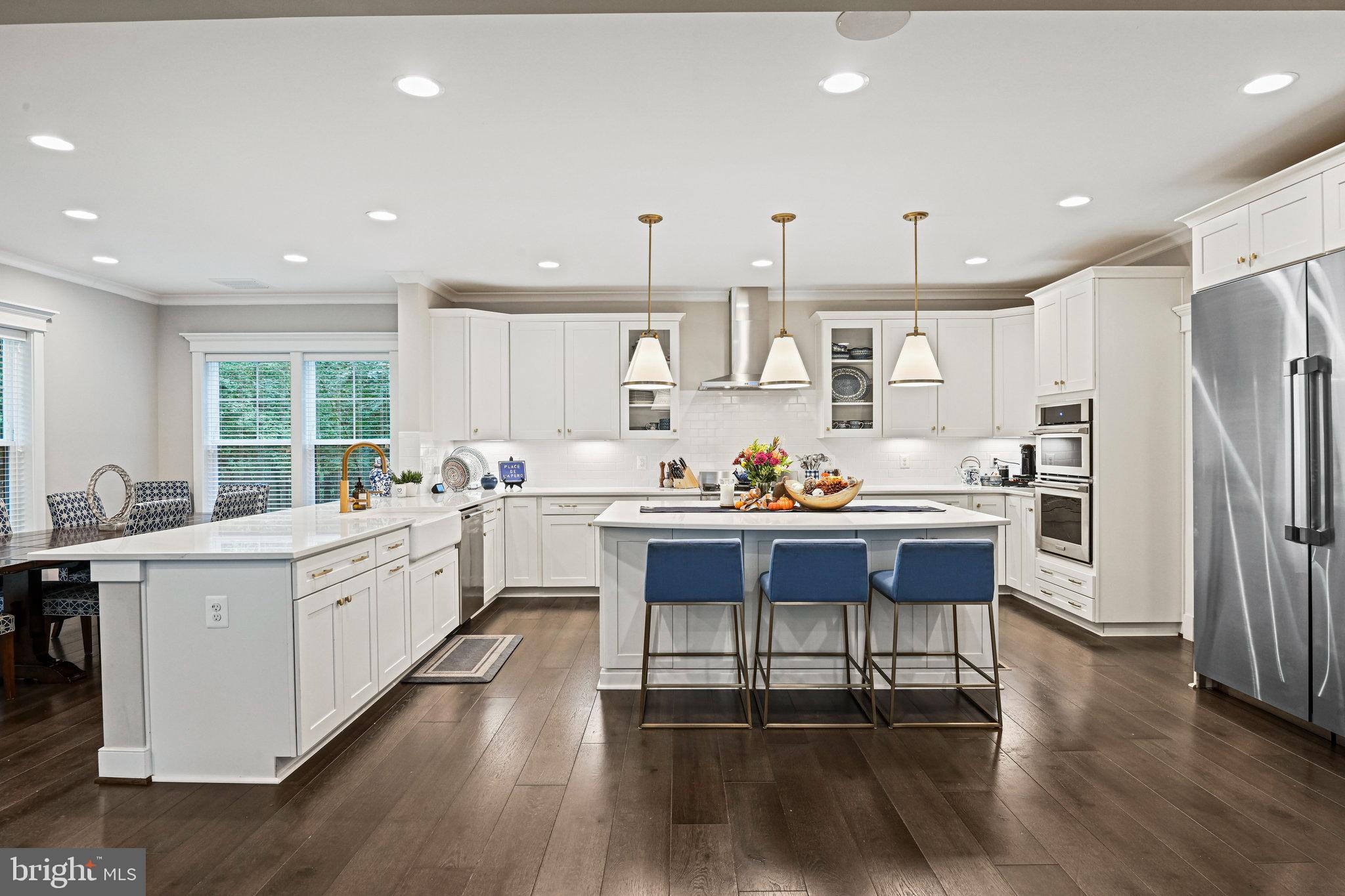 VIENNA WOODS - Residential