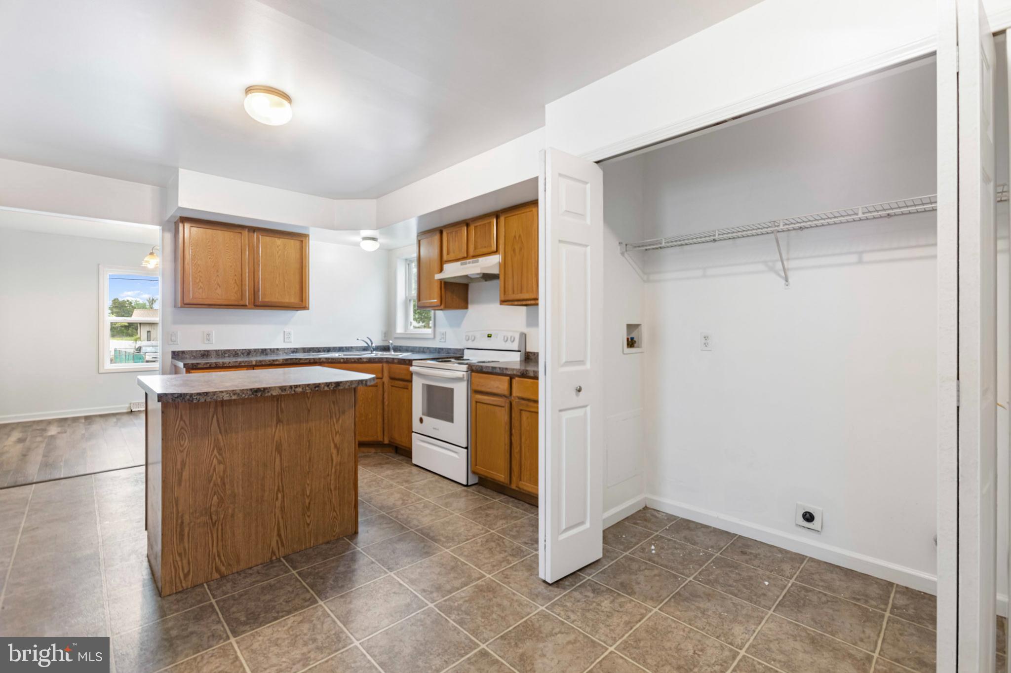 NONAVAILABLE - Residential Lease