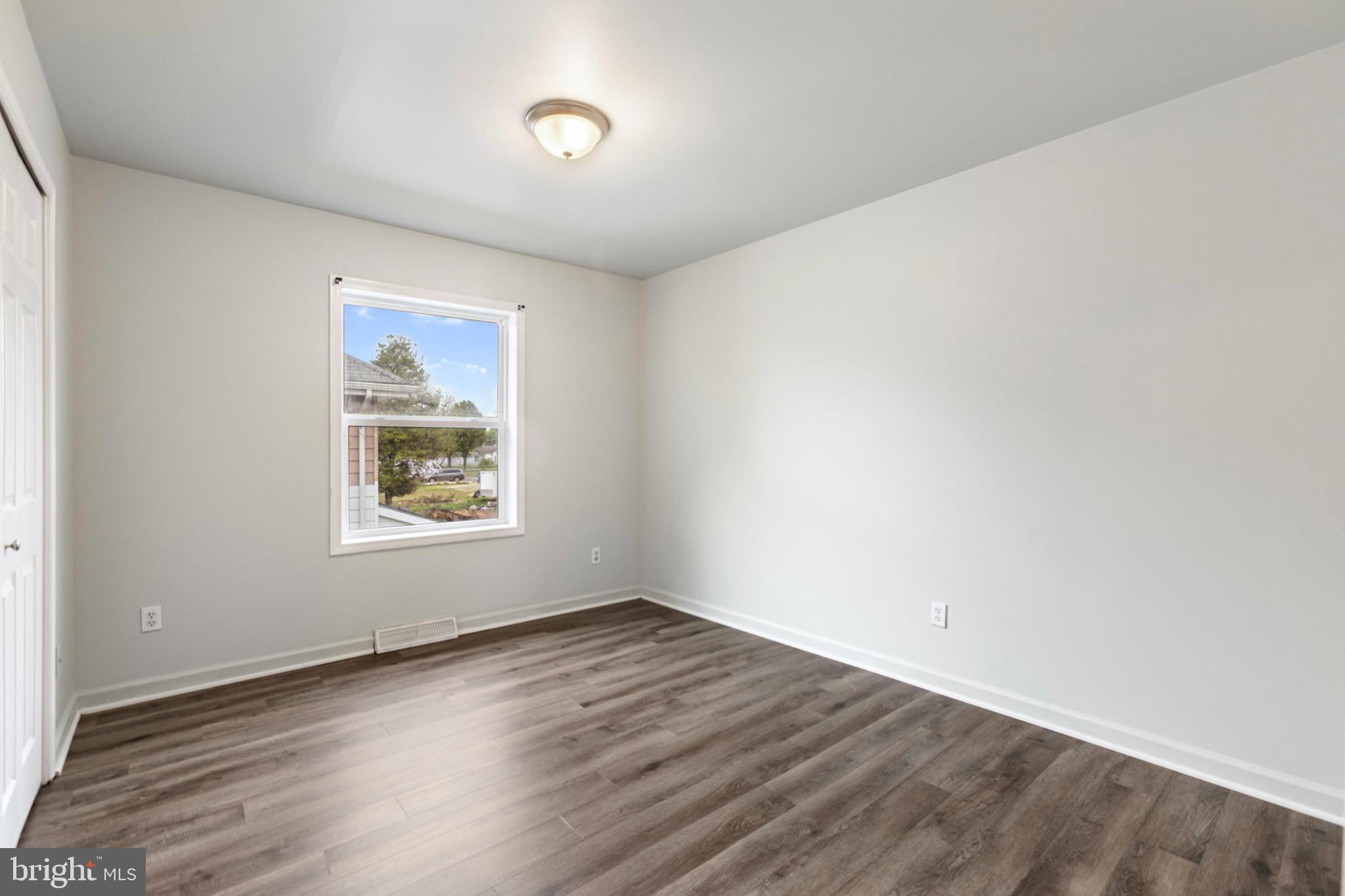 NONAVAILABLE - Residential Lease