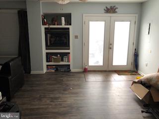 HERITAGE COMMONS - Residential Lease