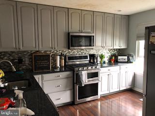 HERITAGE COMMONS - Residential Lease