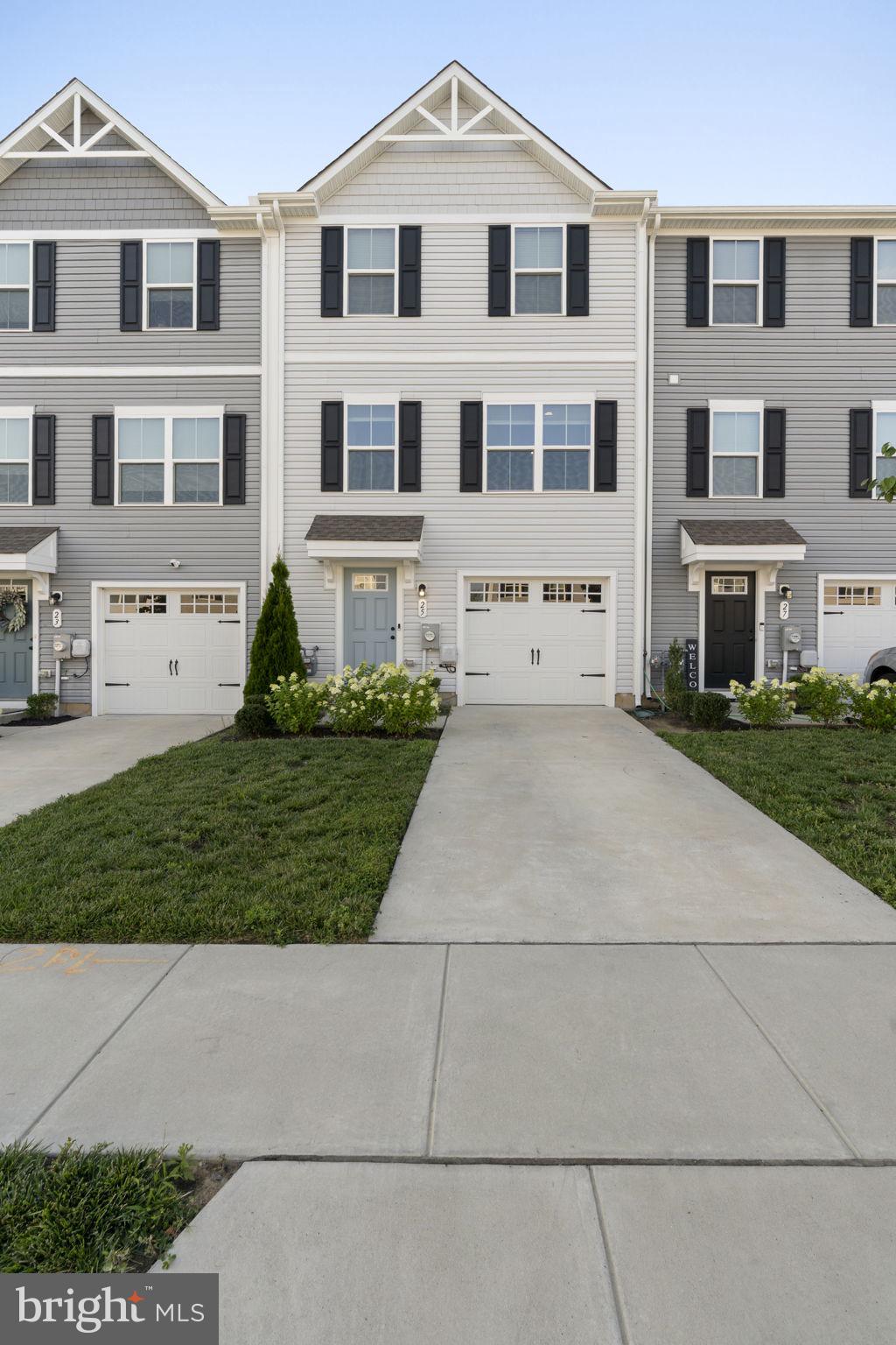 25 WENDOWSKI STREET L