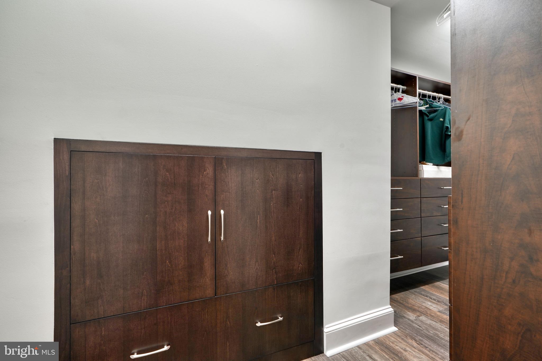 MOUNT VERNON PLACE HISTORIC DISTRICT - Residential