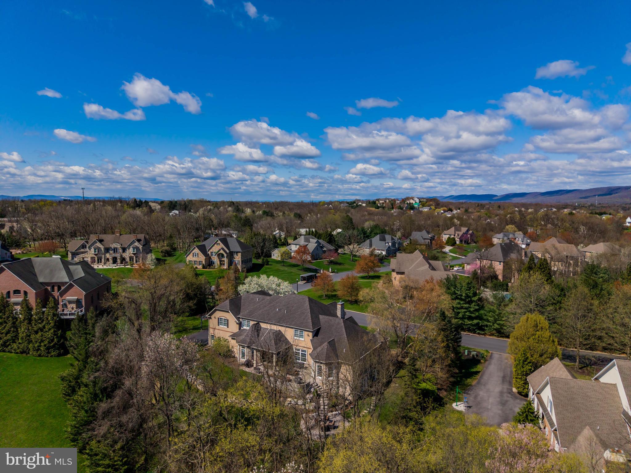 PINEHURST HILLS - Residential