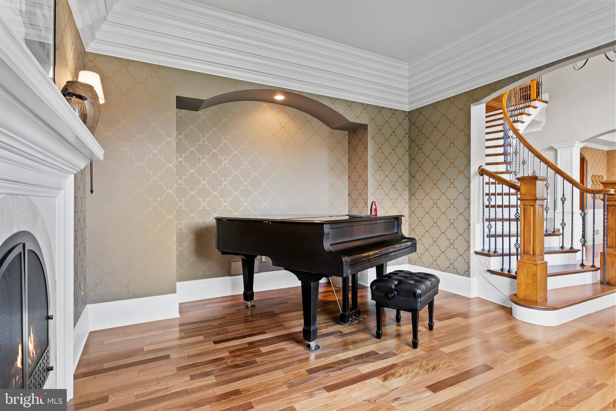 PINEHURST HILLS - Residential