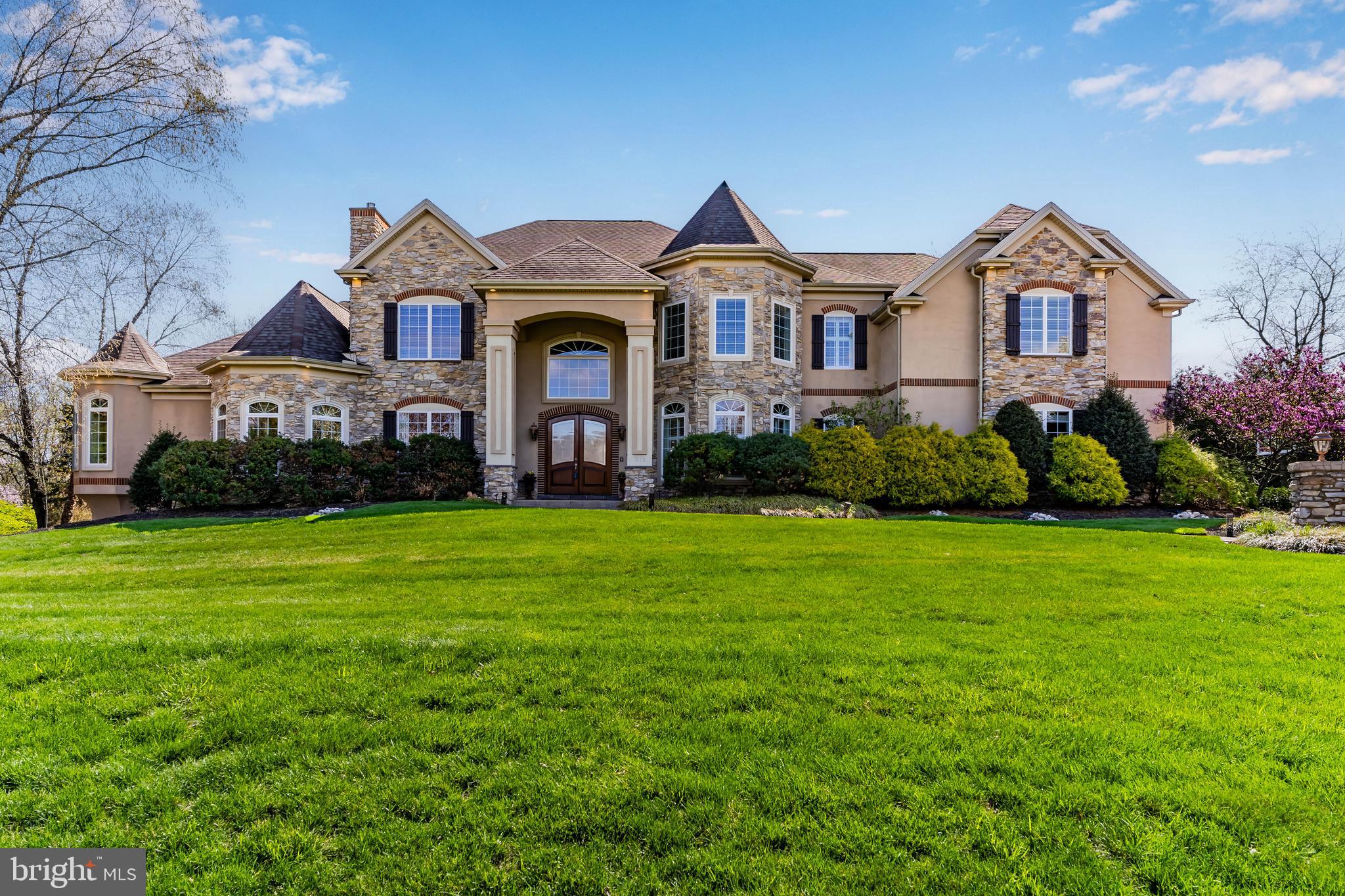 PINEHURST HILLS - Residential