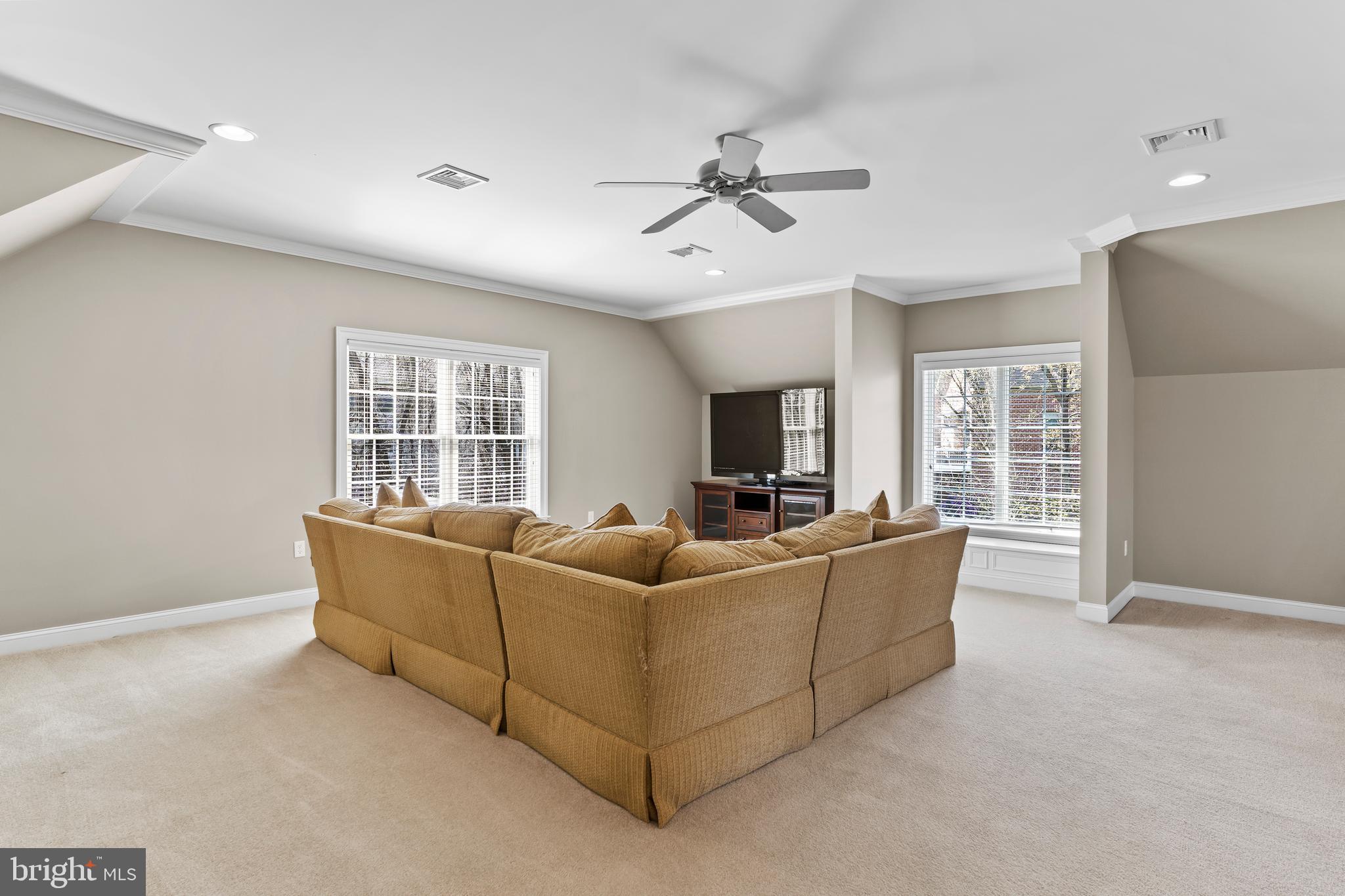 PINEHURST HILLS - Residential