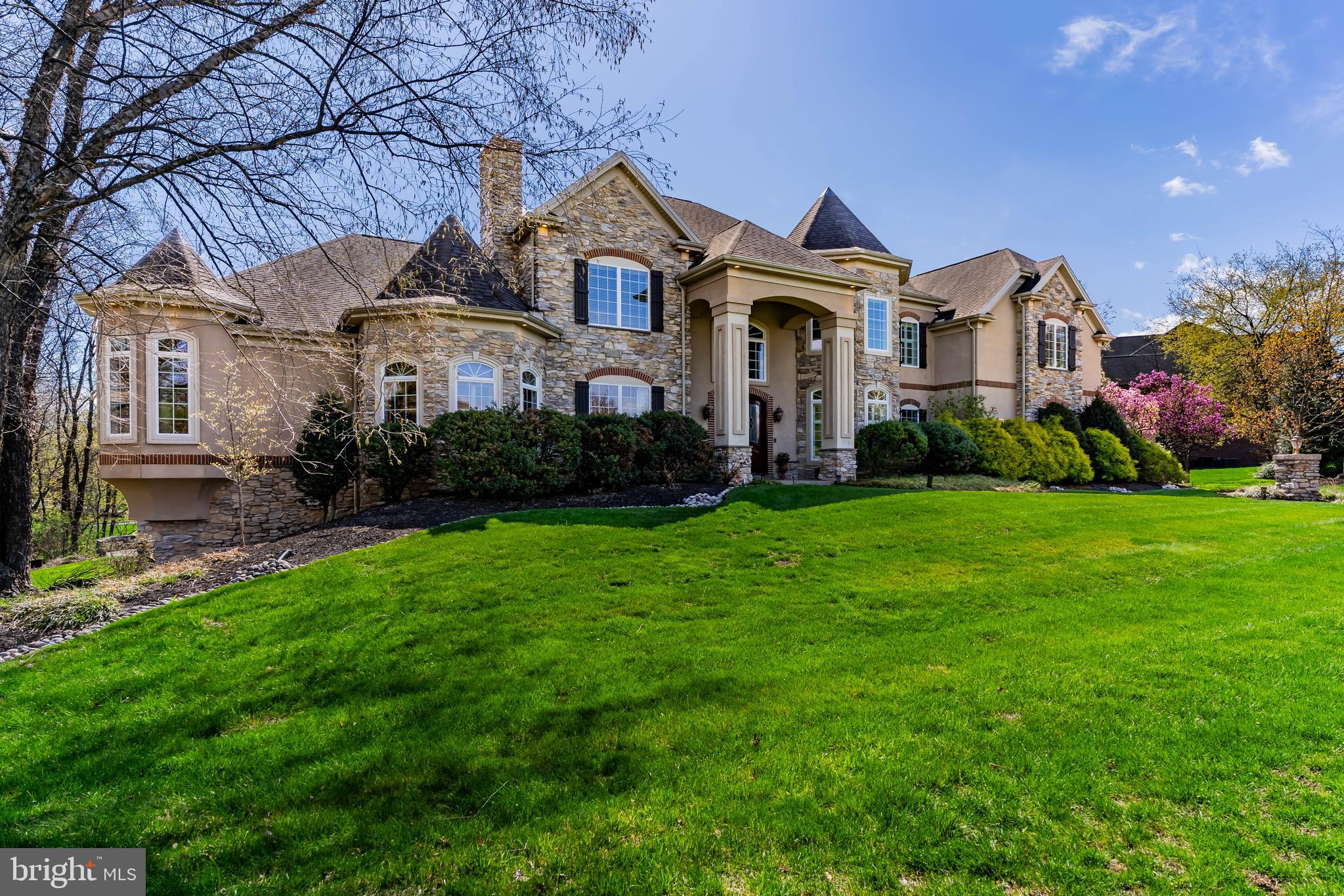 PINEHURST HILLS - Residential