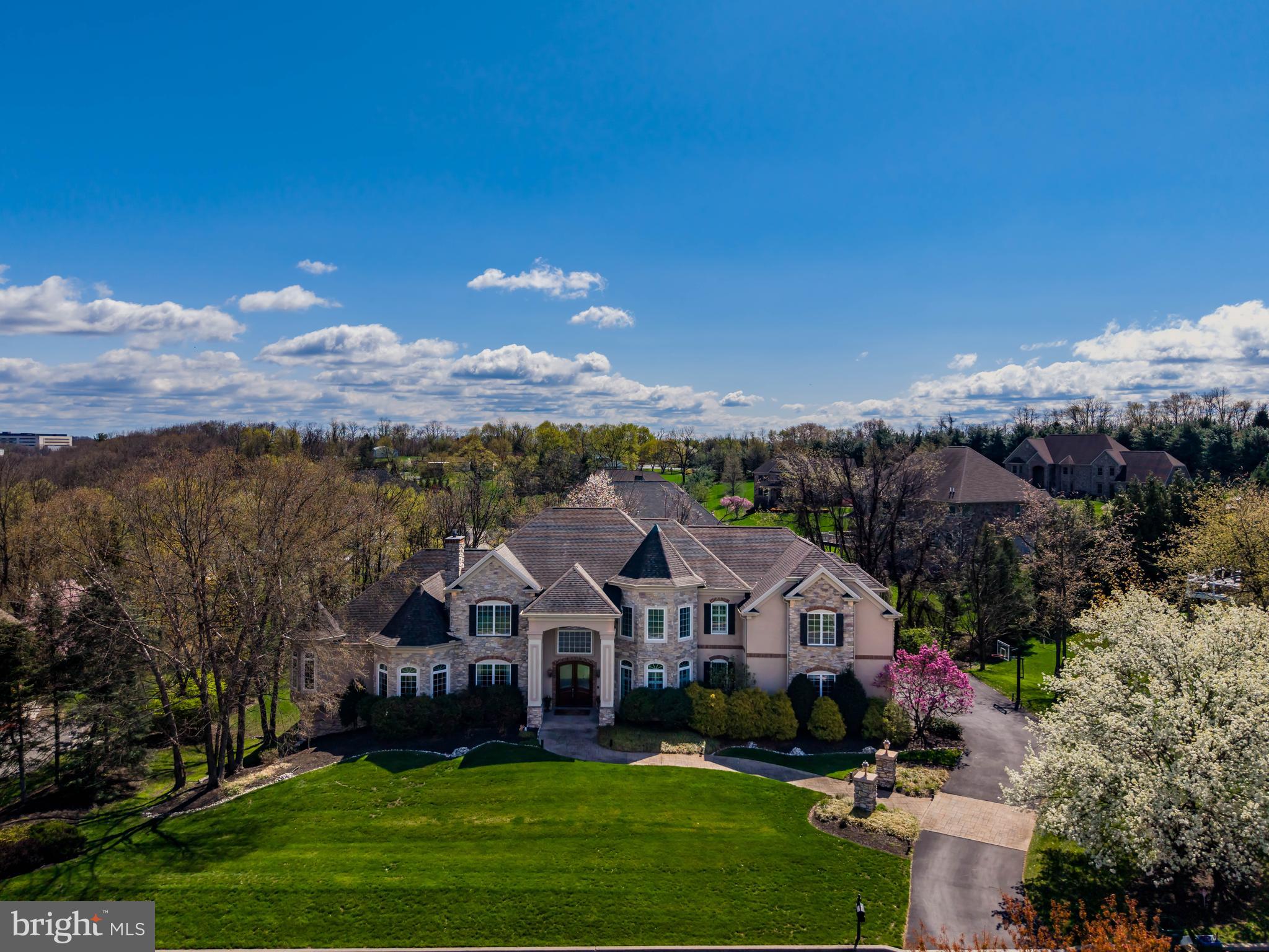 PINEHURST HILLS - Residential