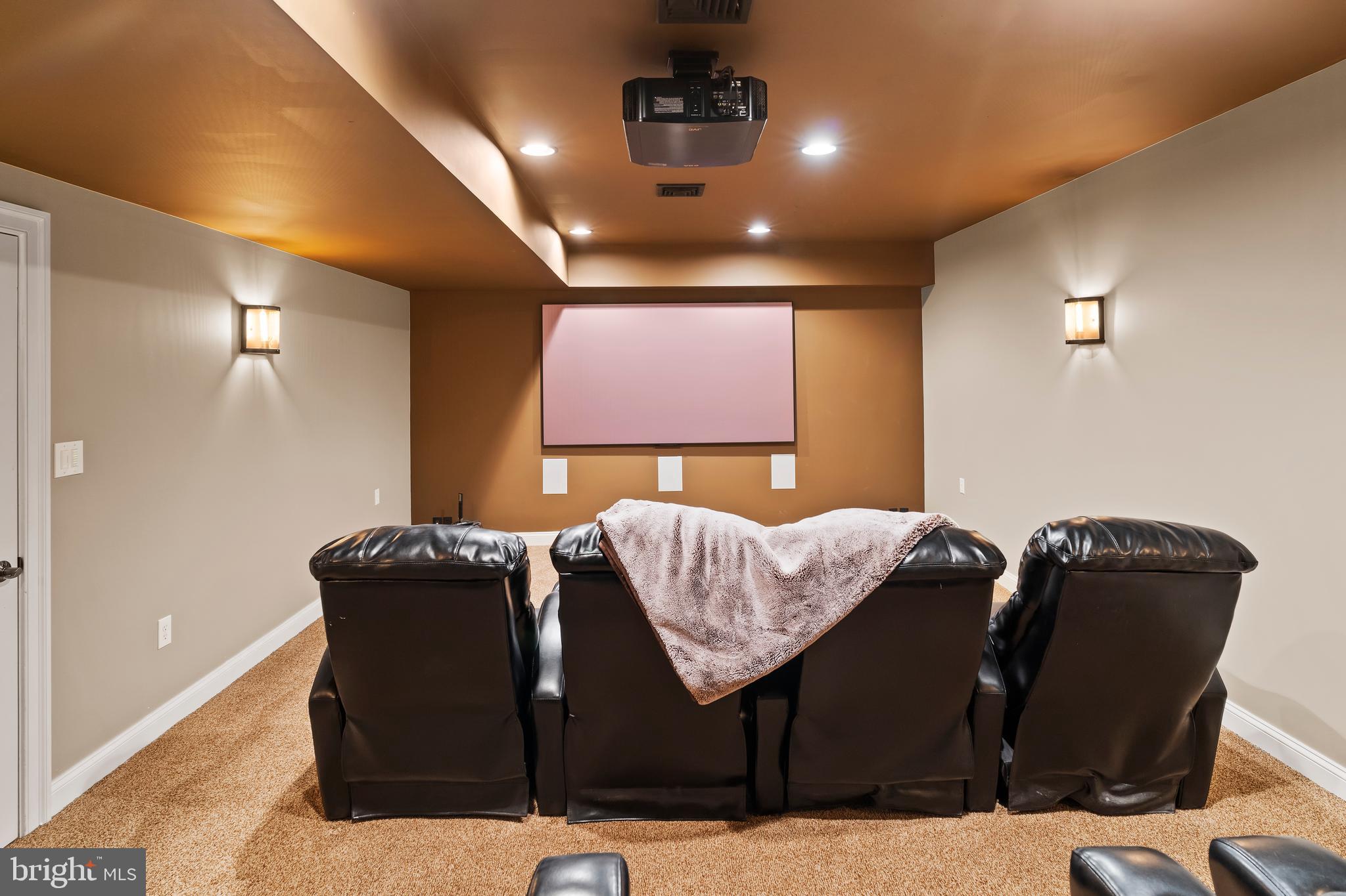 PINEHURST HILLS - Residential