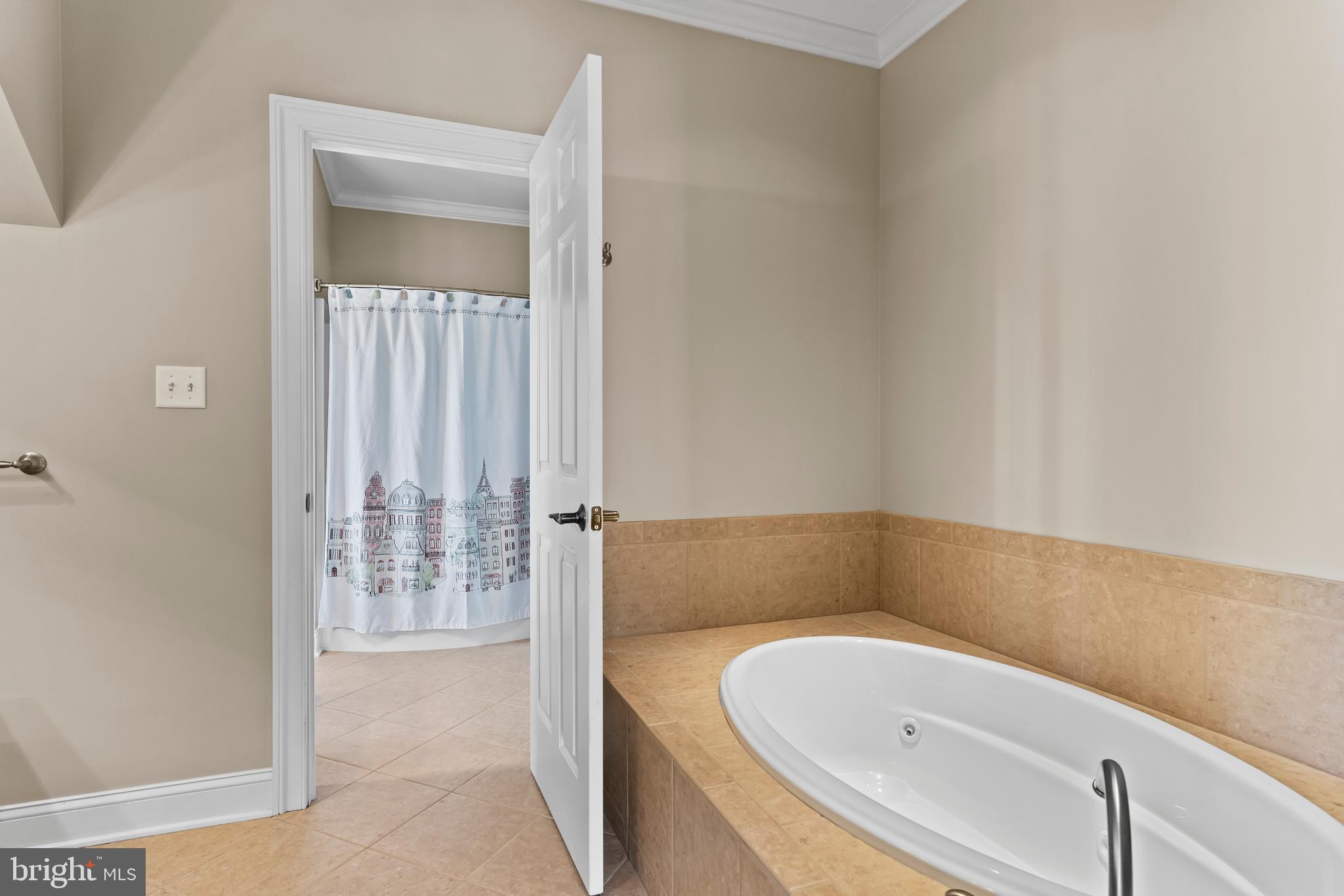 PINEHURST HILLS - Residential