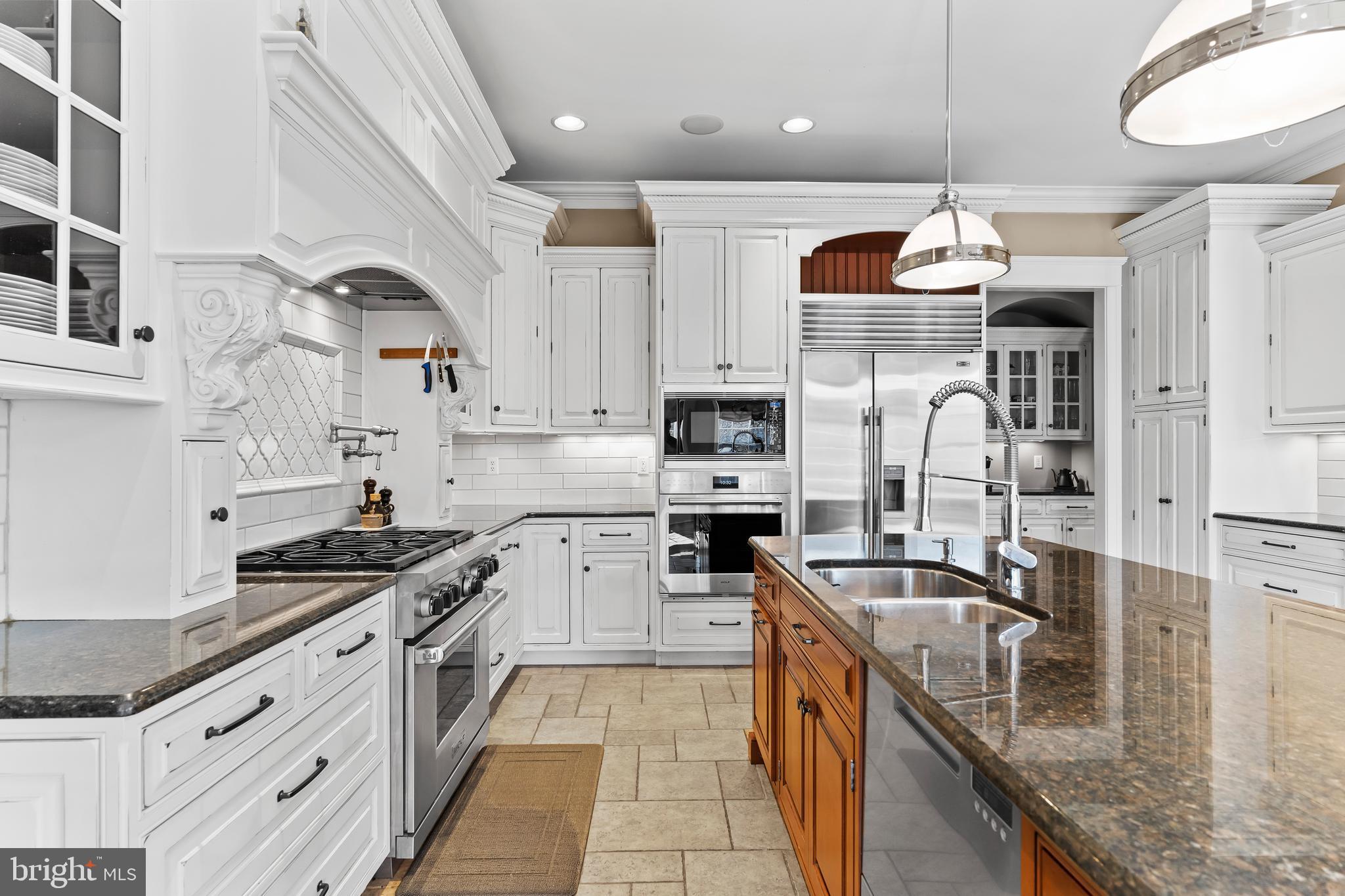 PINEHURST HILLS - Residential