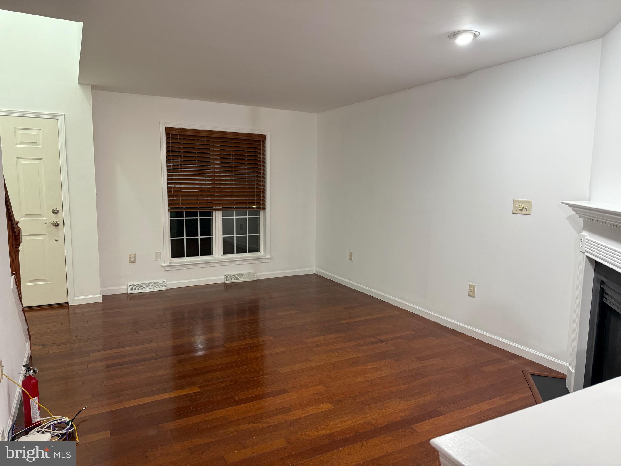 CHATHAM CREEK - Residential