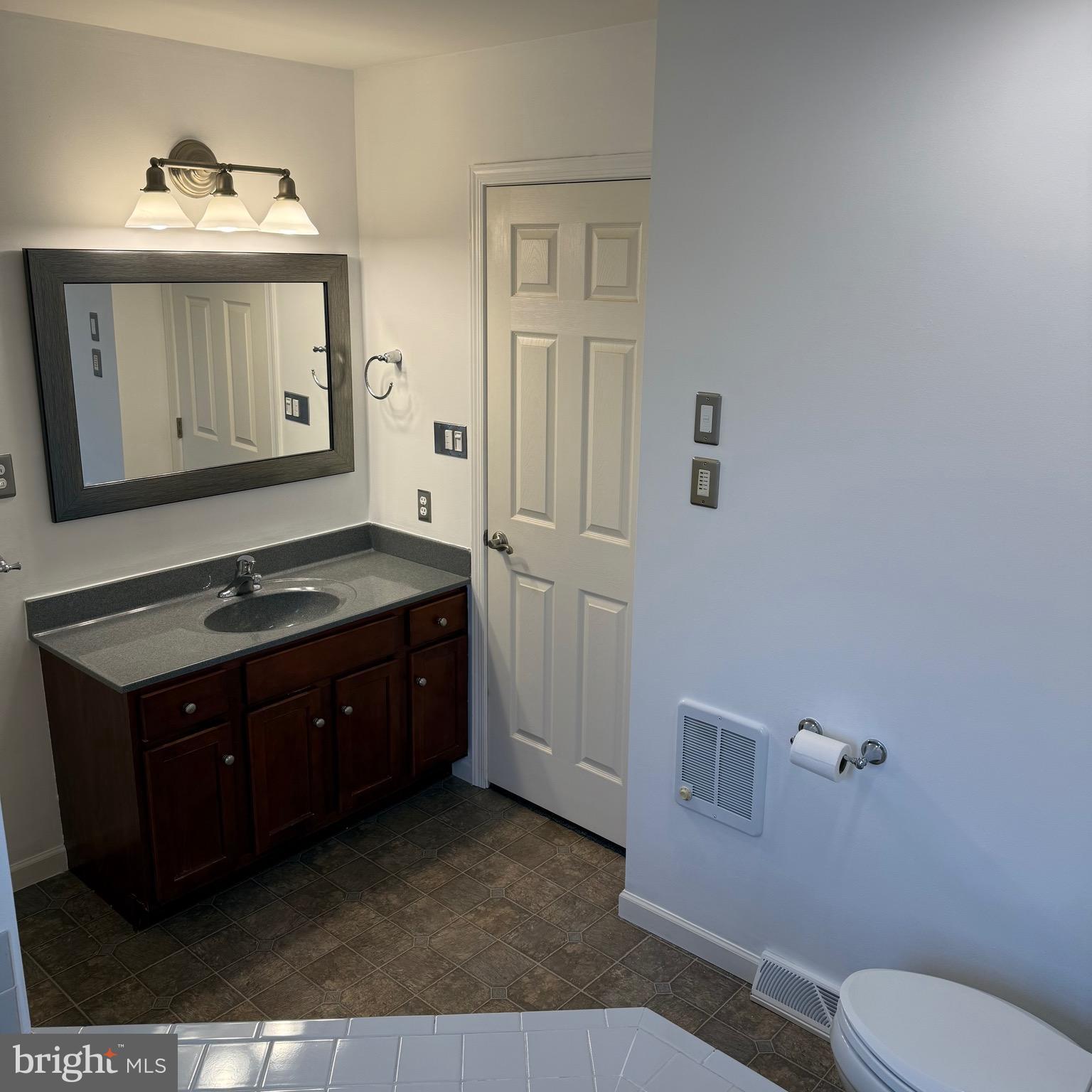 CHATHAM CREEK - Residential