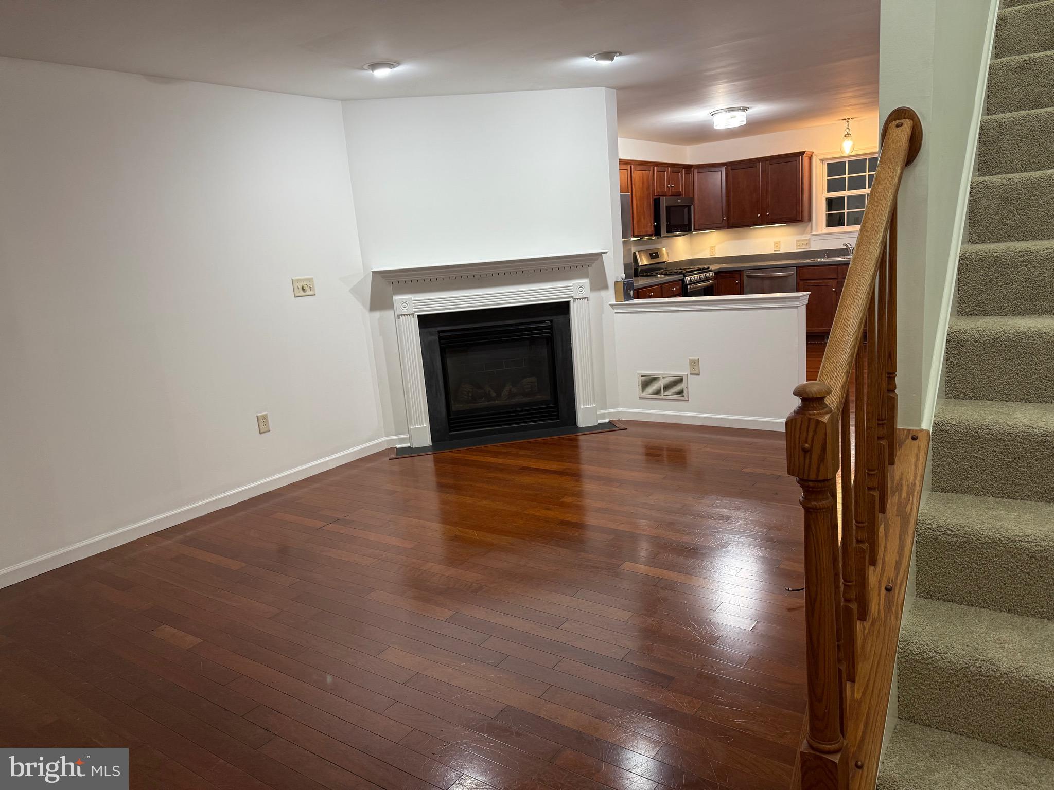 CHATHAM CREEK - Residential