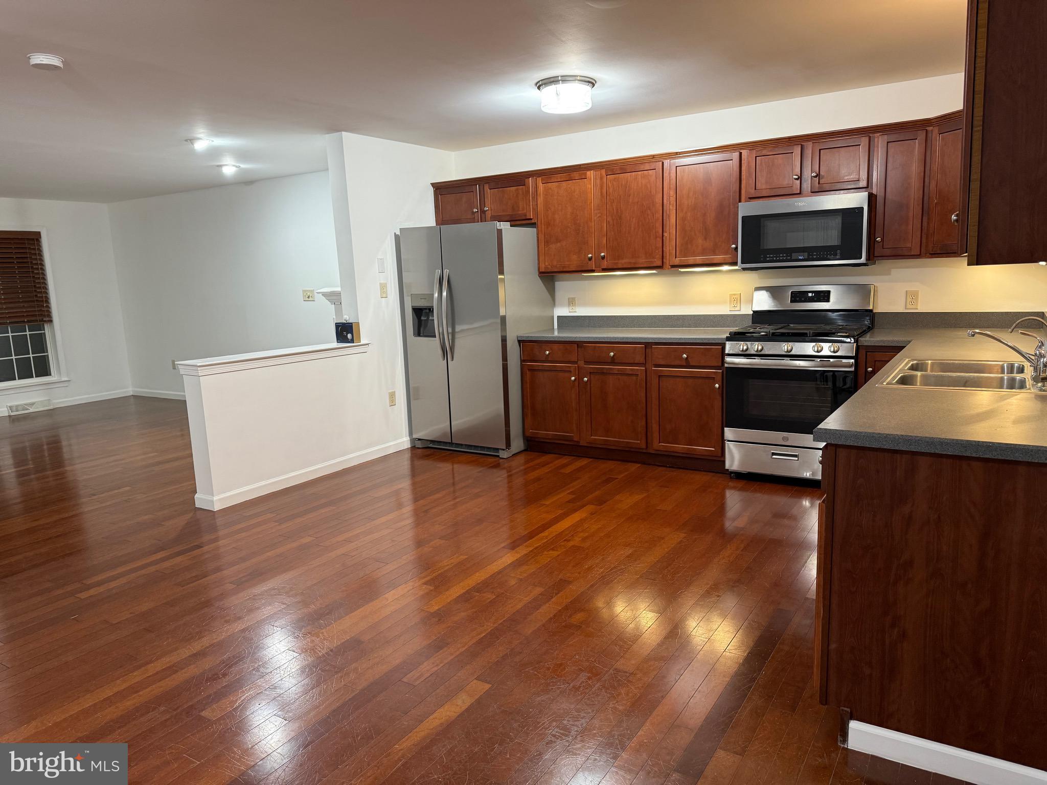 CHATHAM CREEK - Residential