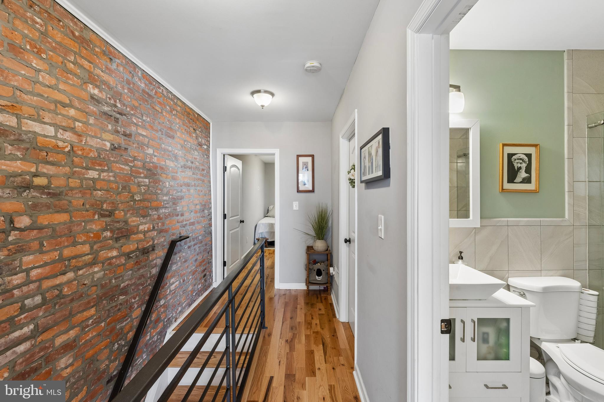 POINT BREEZE - Residential