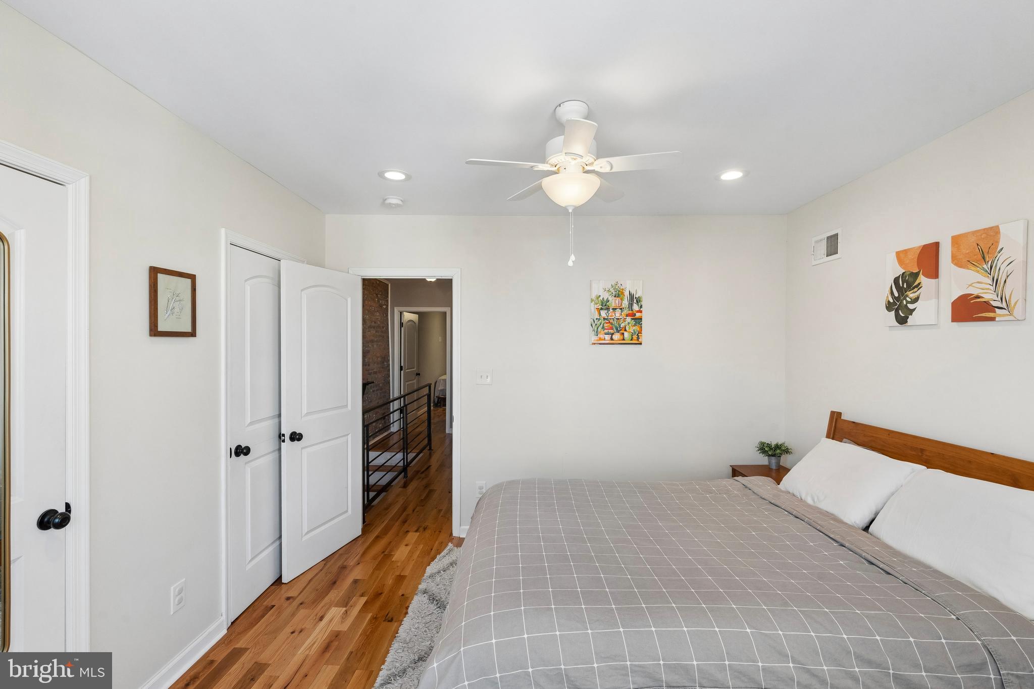 POINT BREEZE - Residential