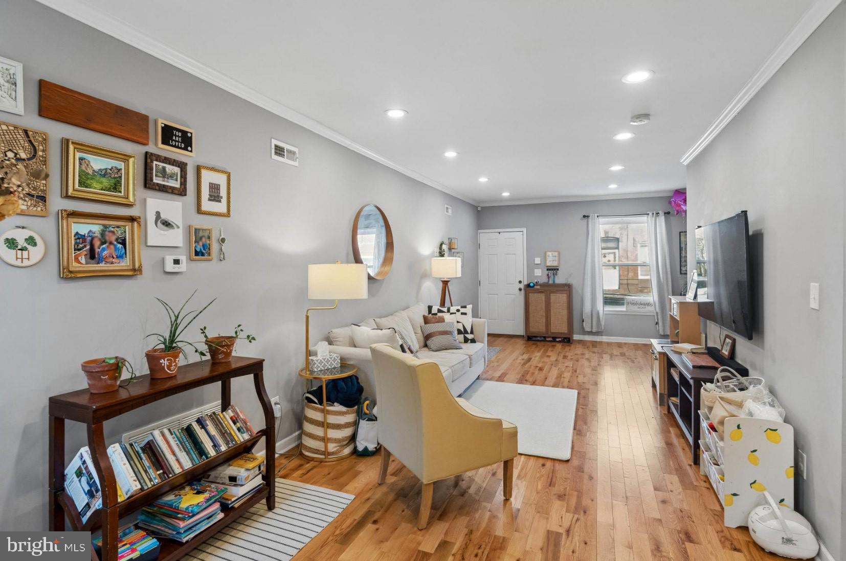 POINT BREEZE - Residential