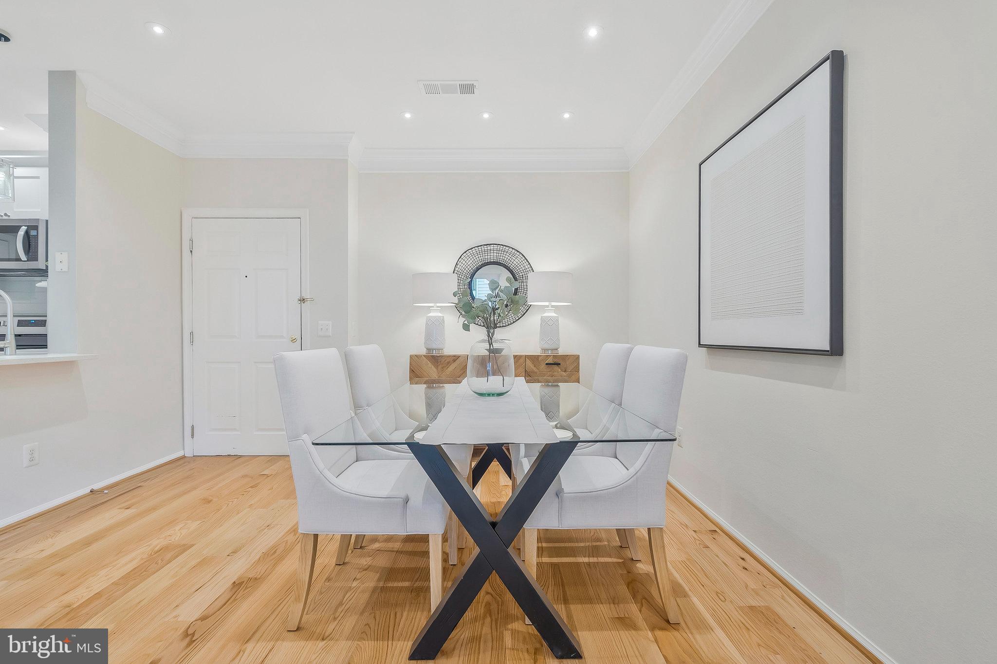 GATES OF MCLEAN - Residential Lease