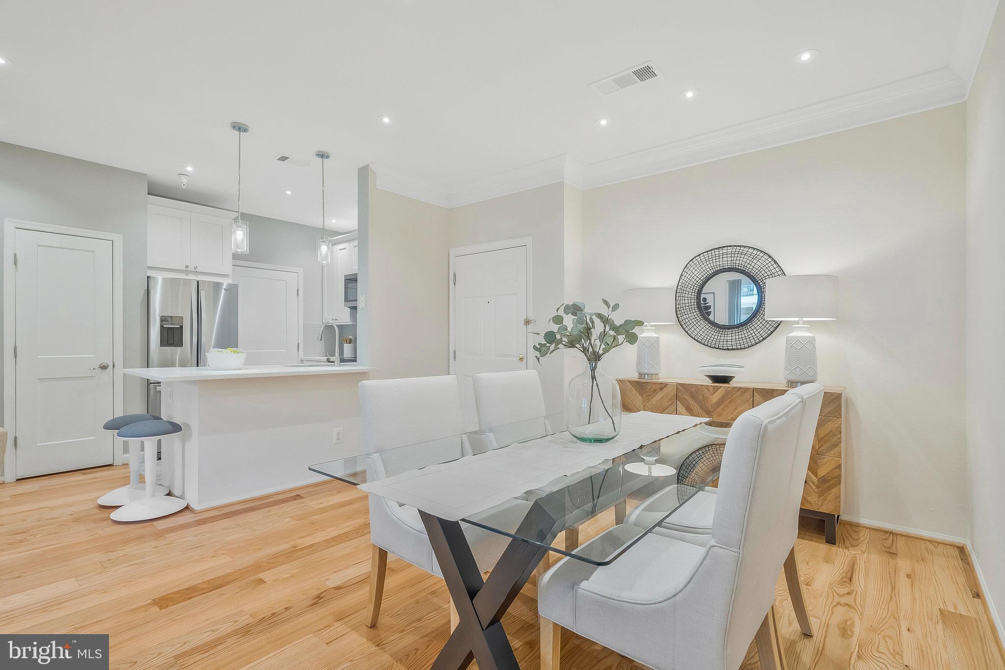 GATES OF MCLEAN - Residential Lease