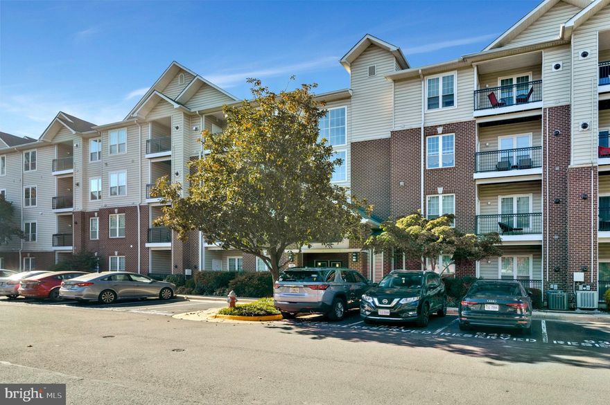 Experience the perfect blend of comfort and convenience in this bright one-bedroom, one-bathroom condo in the heart of Tysons Corner!
Why You’ll Love It:
❖ Spacious Living: Tons of natural light, hardwood floors, and an airy living/dining room with a gas fireplace and private balcony.
❖ Chef’s Kitchen: Open layout with stainless steel appliances, granite countertops, and spacious white cabinets.
❖ Relaxing Bedroom Retreat: This bedroom features a walk-in closet with custom built-ins, large windows, and a ceiling fan.
❖ Modern Conveniences: Washer/dryer, plenty of storage, and garage parking space (#174) with additional lot parking available.
Incredible Community Amenities:
➢ Pool
➢ Fitness center and sauna
➢ Business center
➢ Media room and small theater
➢ Playground
➢ Party room
Prime Location:
Walk to the Metro and explore everything Tysons has to offer! From Wegmans and Capital One Hall to trendy dining spots like Sisters Thai, Stellina Pizzeria, Wren, and Shipgarten, you’ll be surrounded by endless shopping, dining, and entertainment options. This condo is the perfect home base for your Tysons lifestyle! Schedule your tour today and see why you’ll love living here.